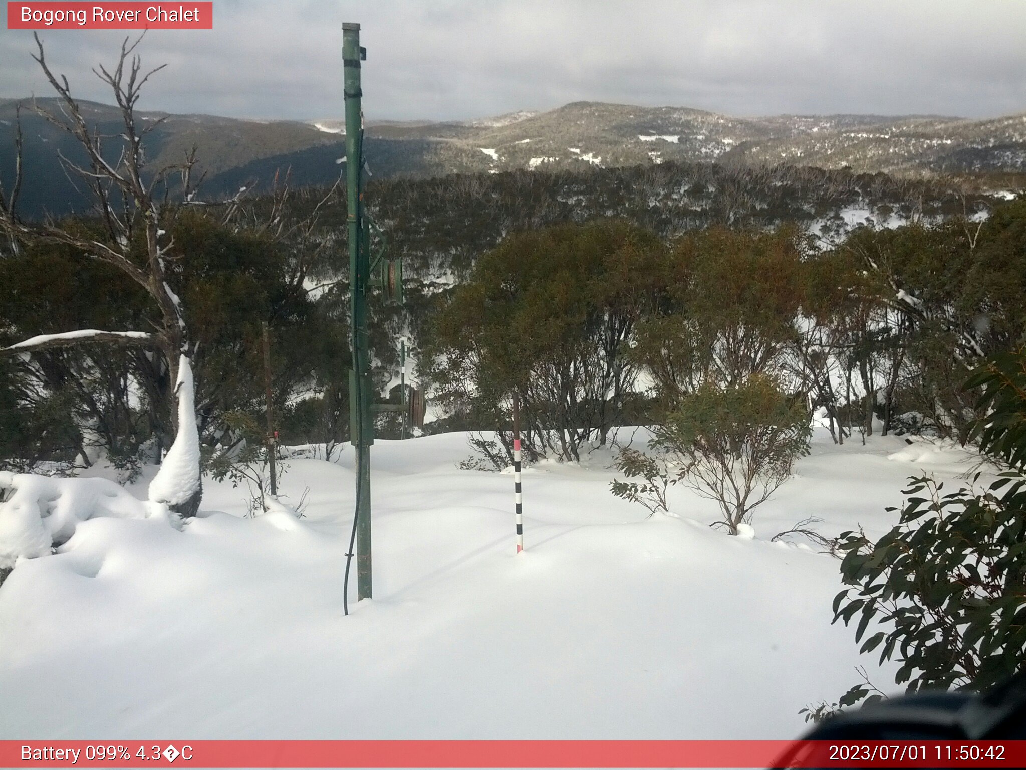 Bogong Web Cam 11:50am Saturday 1st of July 2023