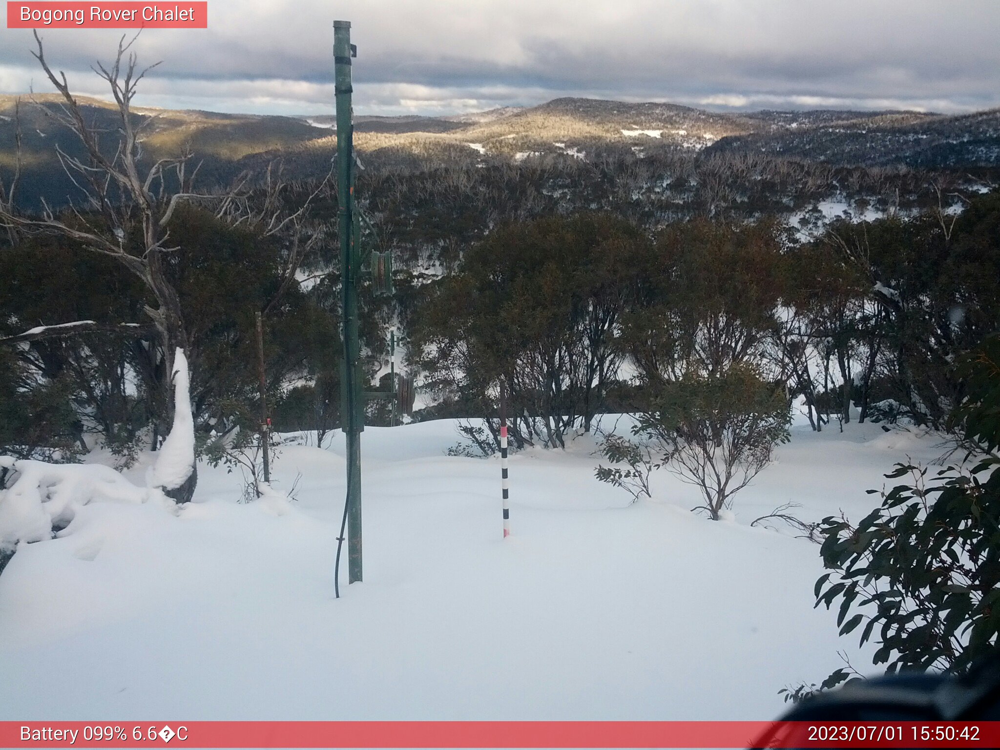 Bogong Web Cam 3:50pm Saturday 1st of July 2023