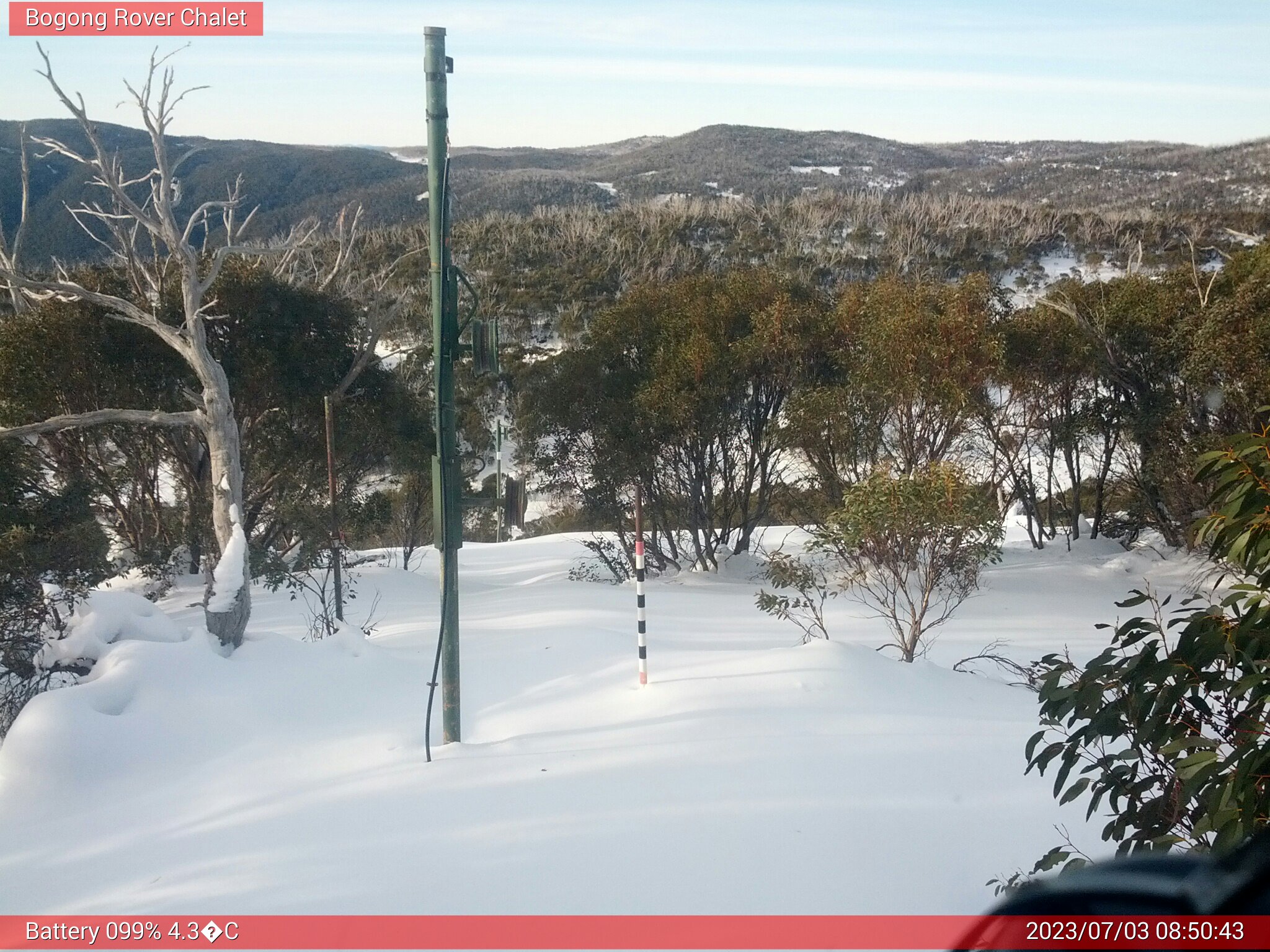 Bogong Web Cam 8:50am Monday 3rd of July 2023