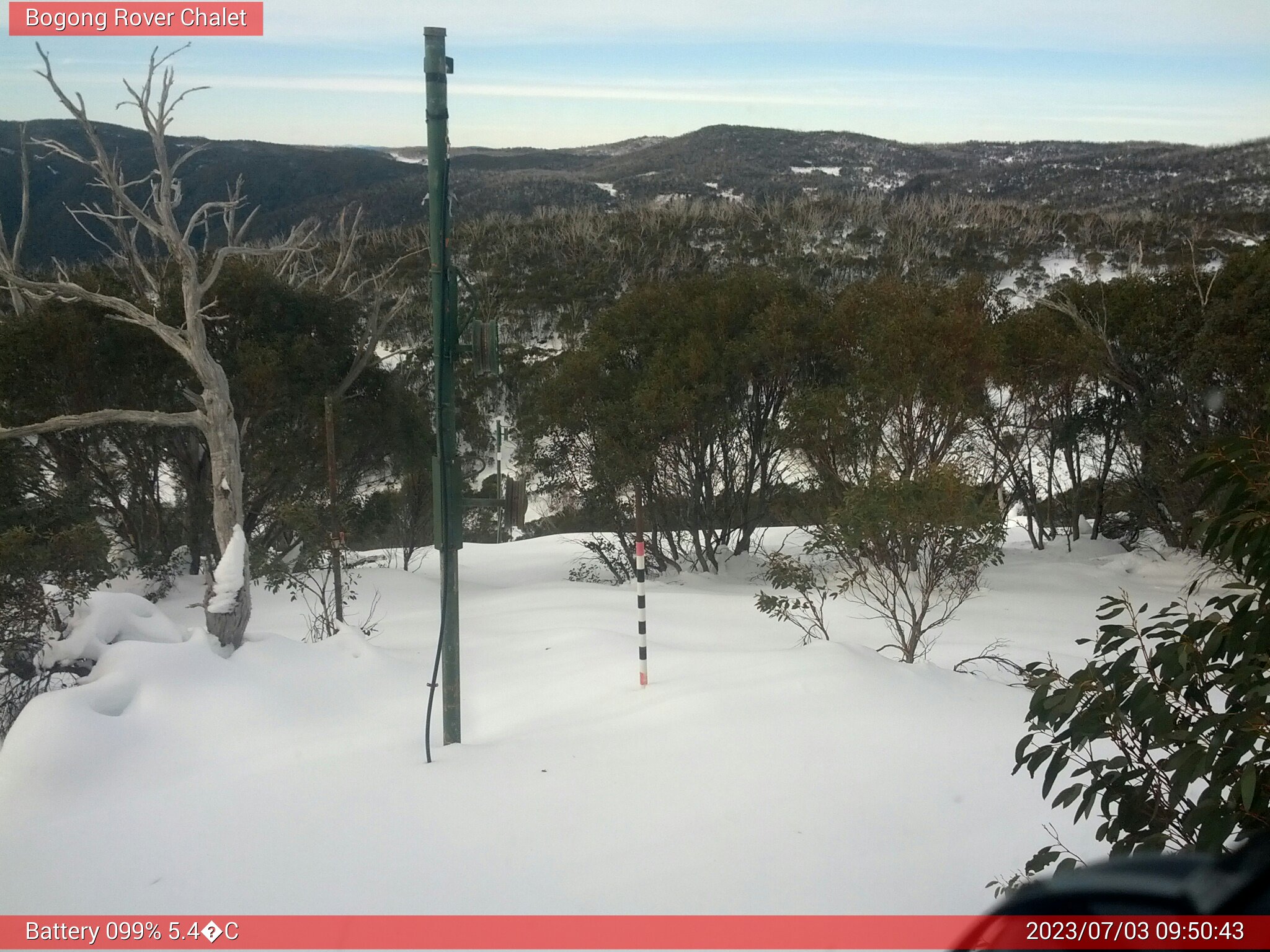 Bogong Web Cam 9:50am Monday 3rd of July 2023