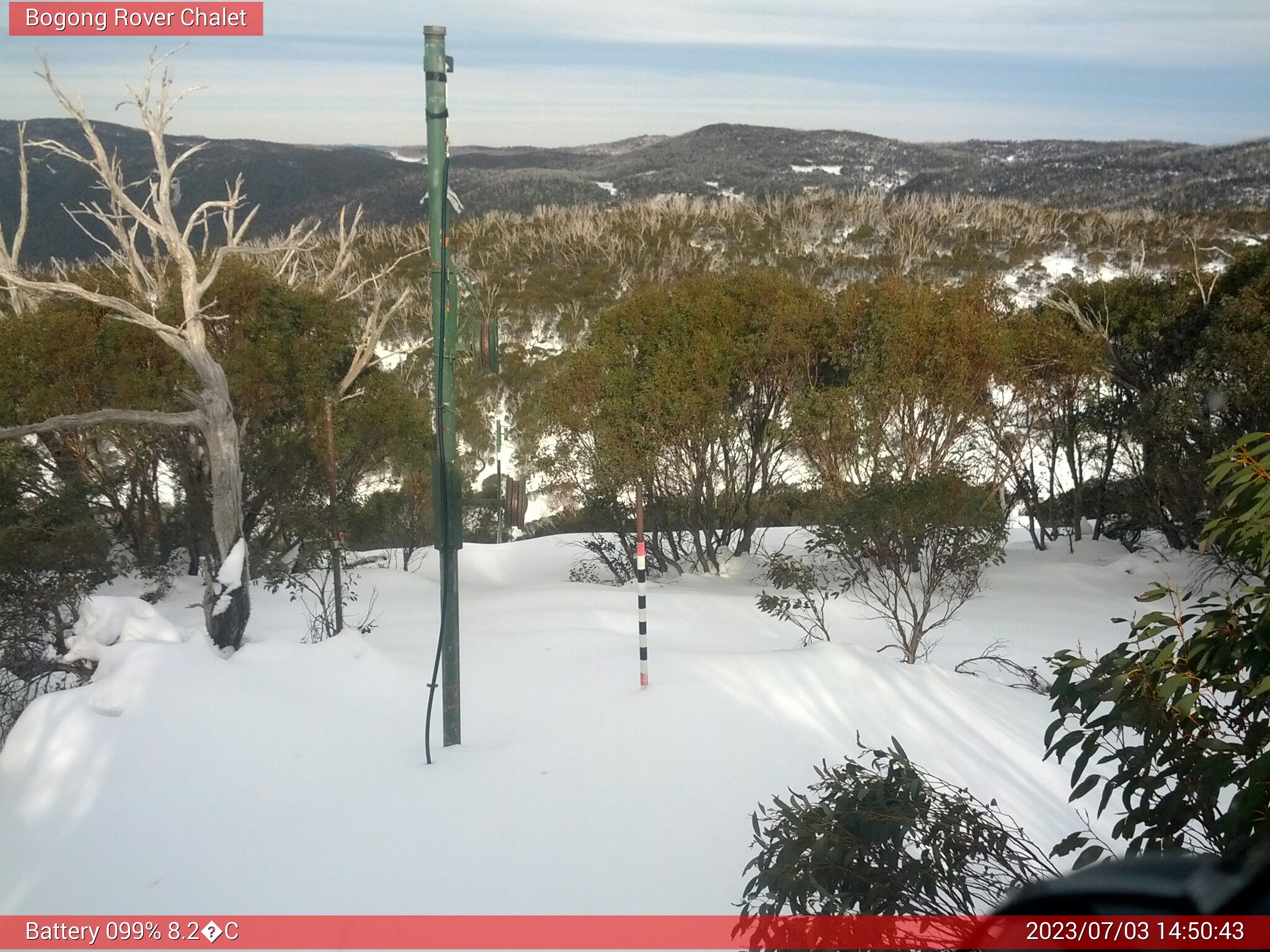 Bogong Web Cam 2:50pm Monday 3rd of July 2023