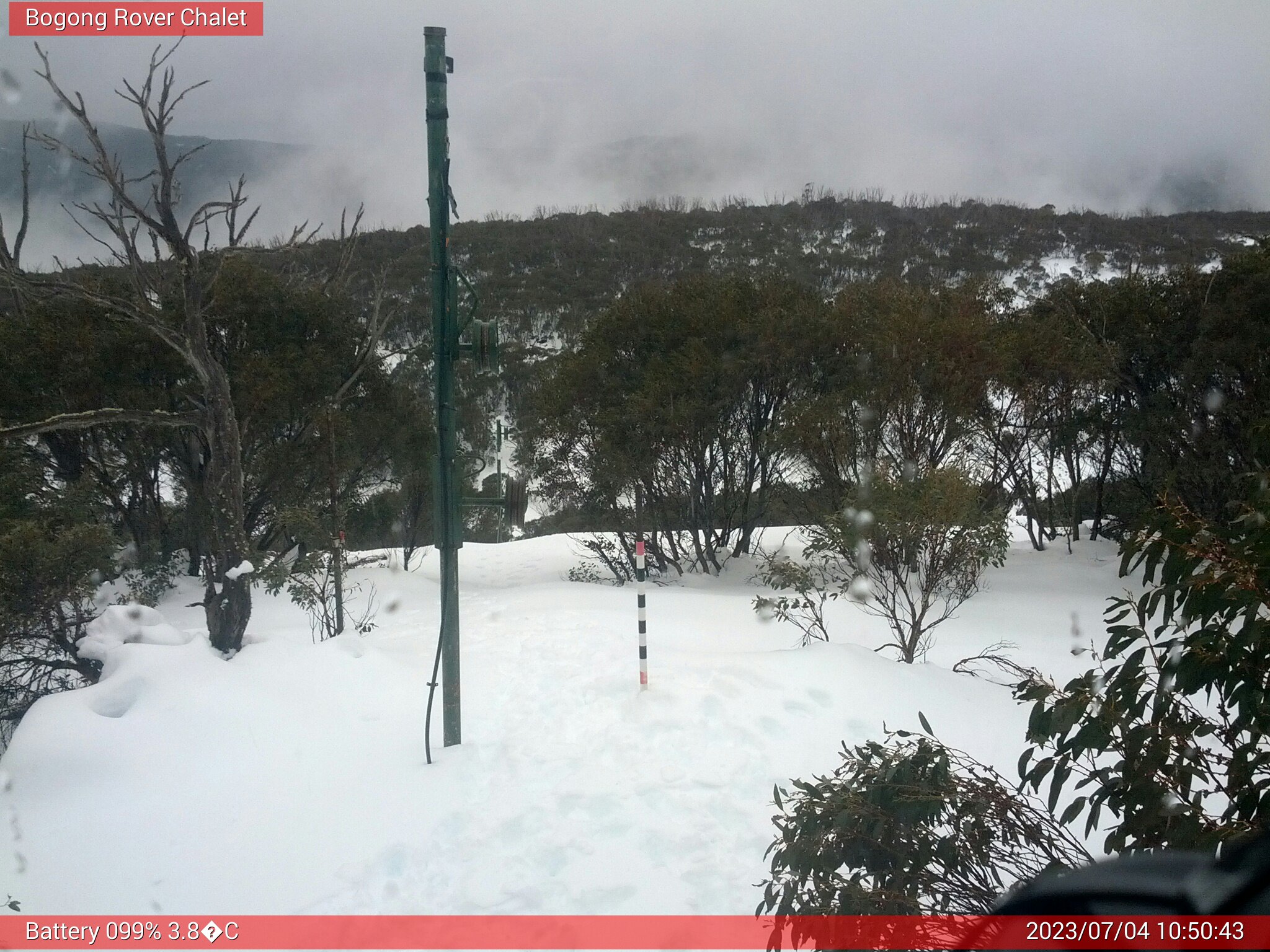 Bogong Web Cam 10:50am Tuesday 4th of July 2023