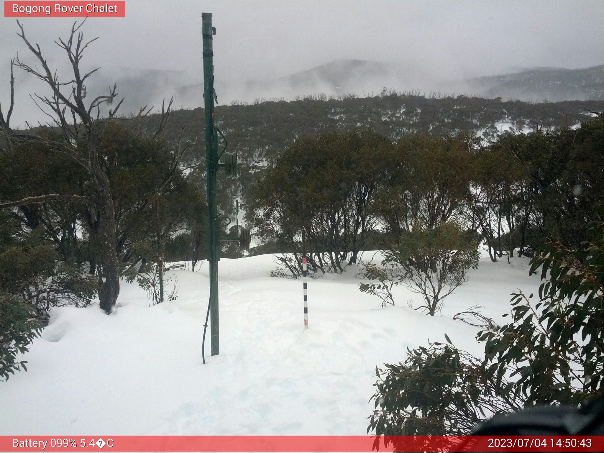 Bogong Web Cam 2:50pm Tuesday 4th of July 2023