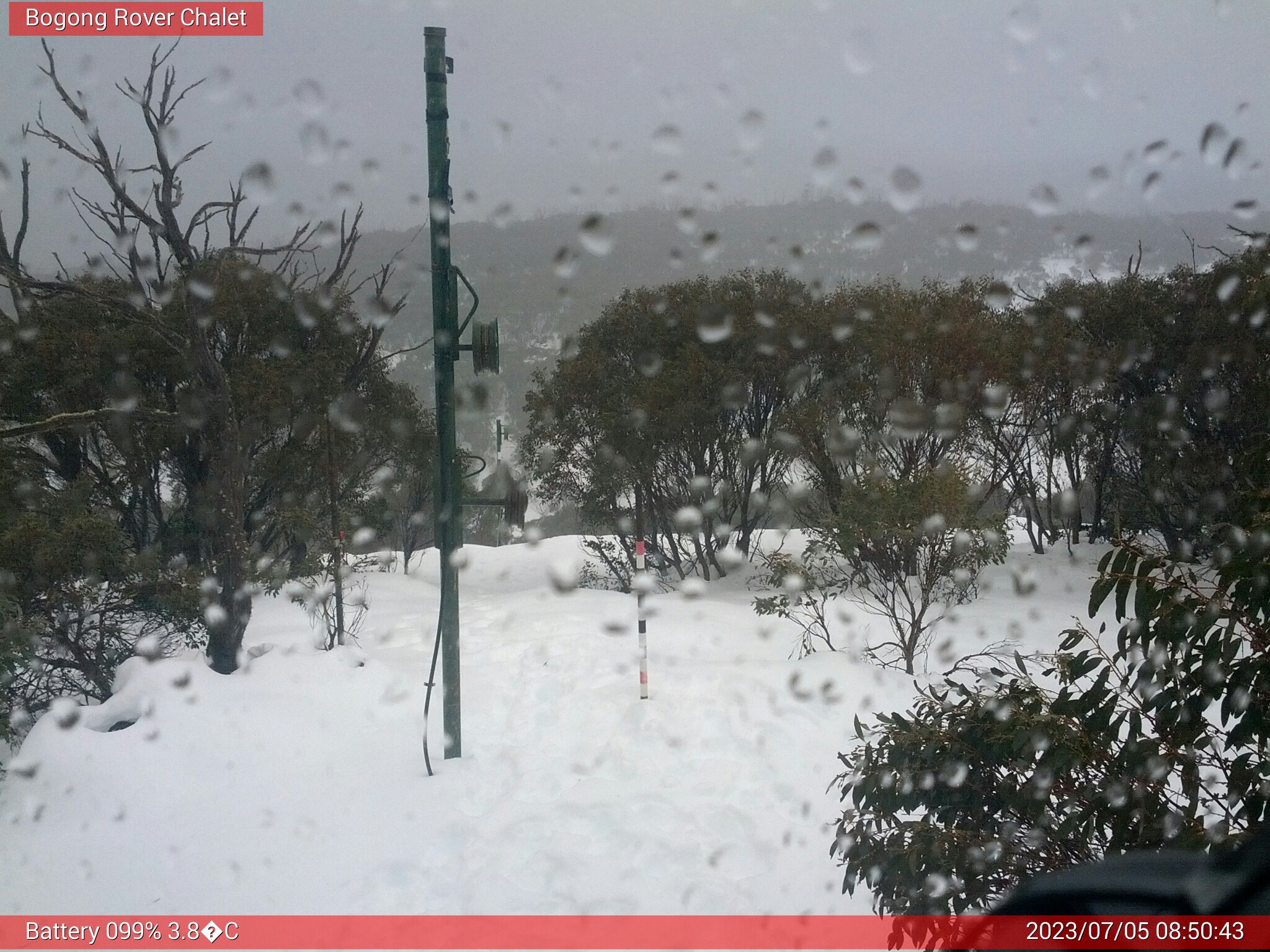 Bogong Web Cam 8:50am Wednesday 5th of July 2023