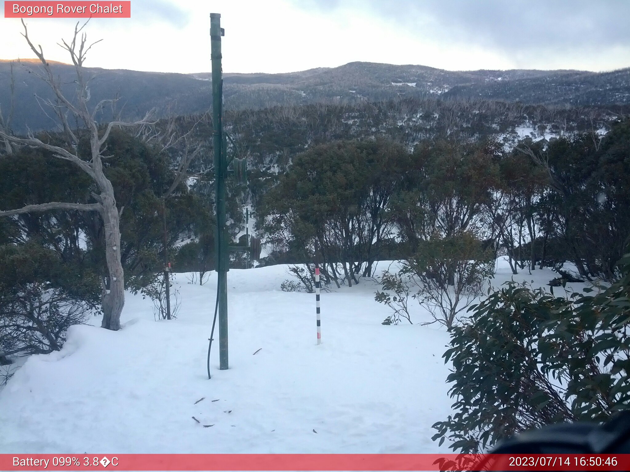 Bogong Web Cam 4:50pm Friday 14th of July 2023