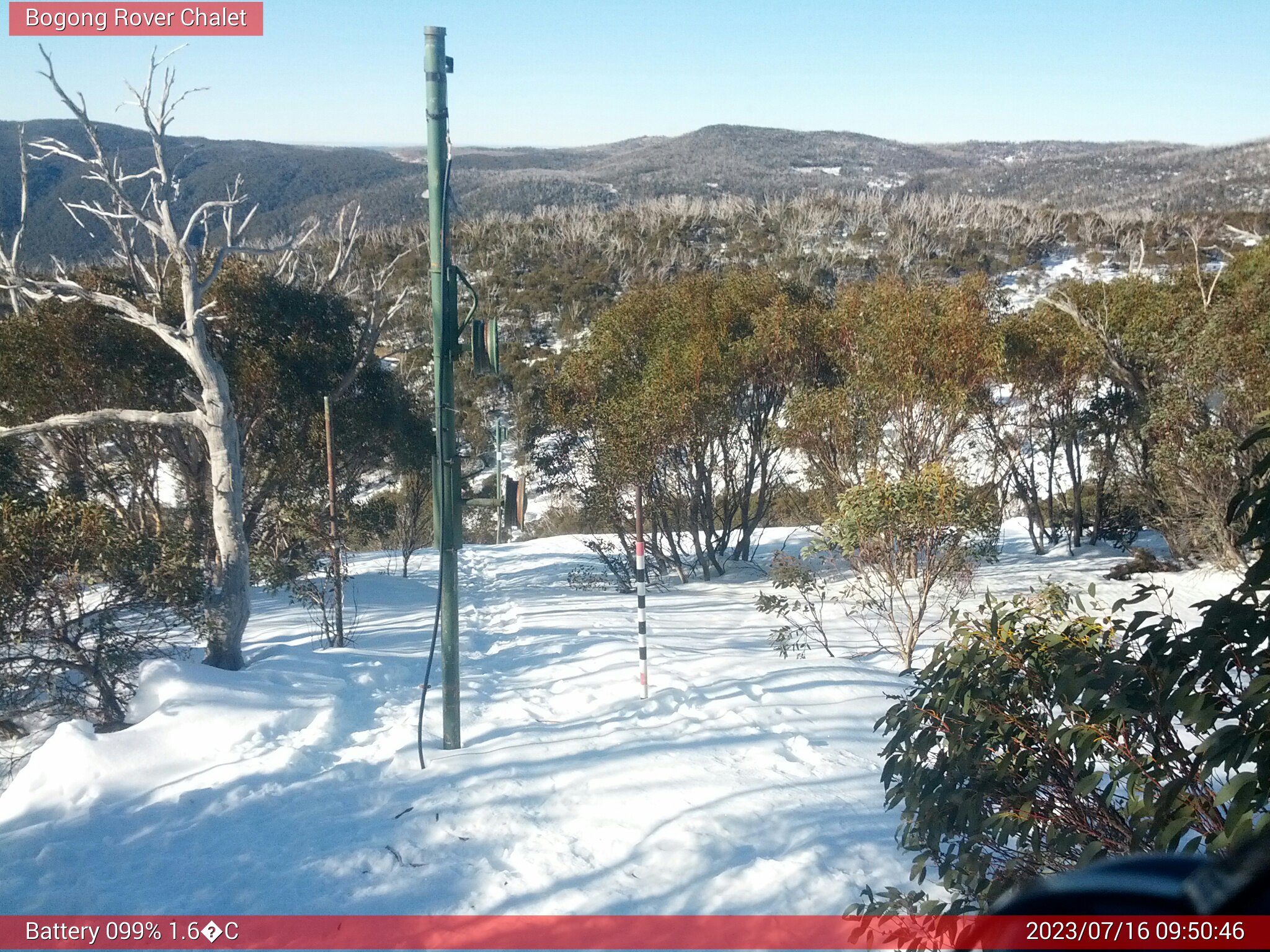 Bogong Web Cam 9:50am Sunday 16th of July 2023