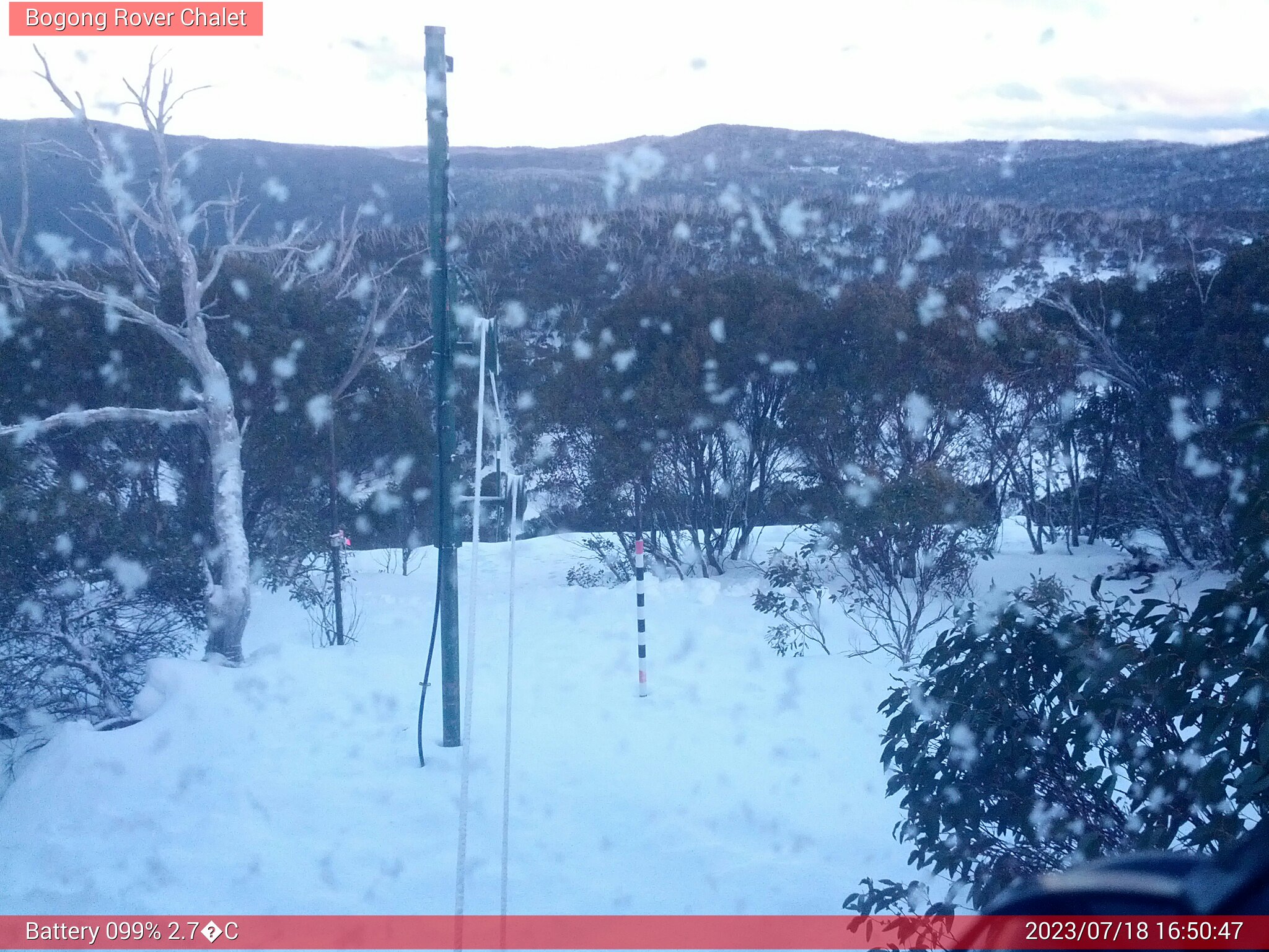 Bogong Web Cam 4:50pm Tuesday 18th of July 2023