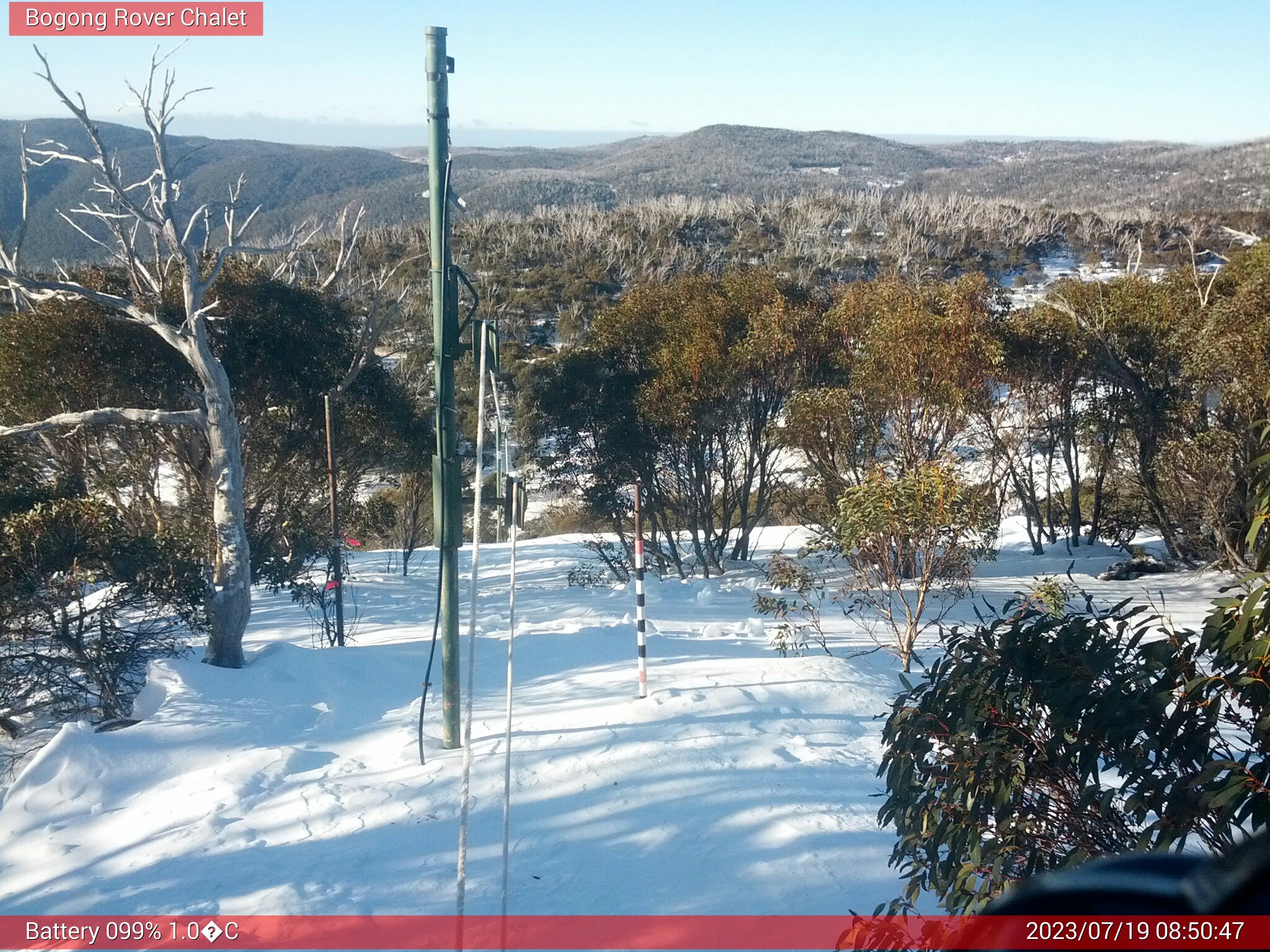 Bogong Web Cam 8:50am Wednesday 19th of July 2023