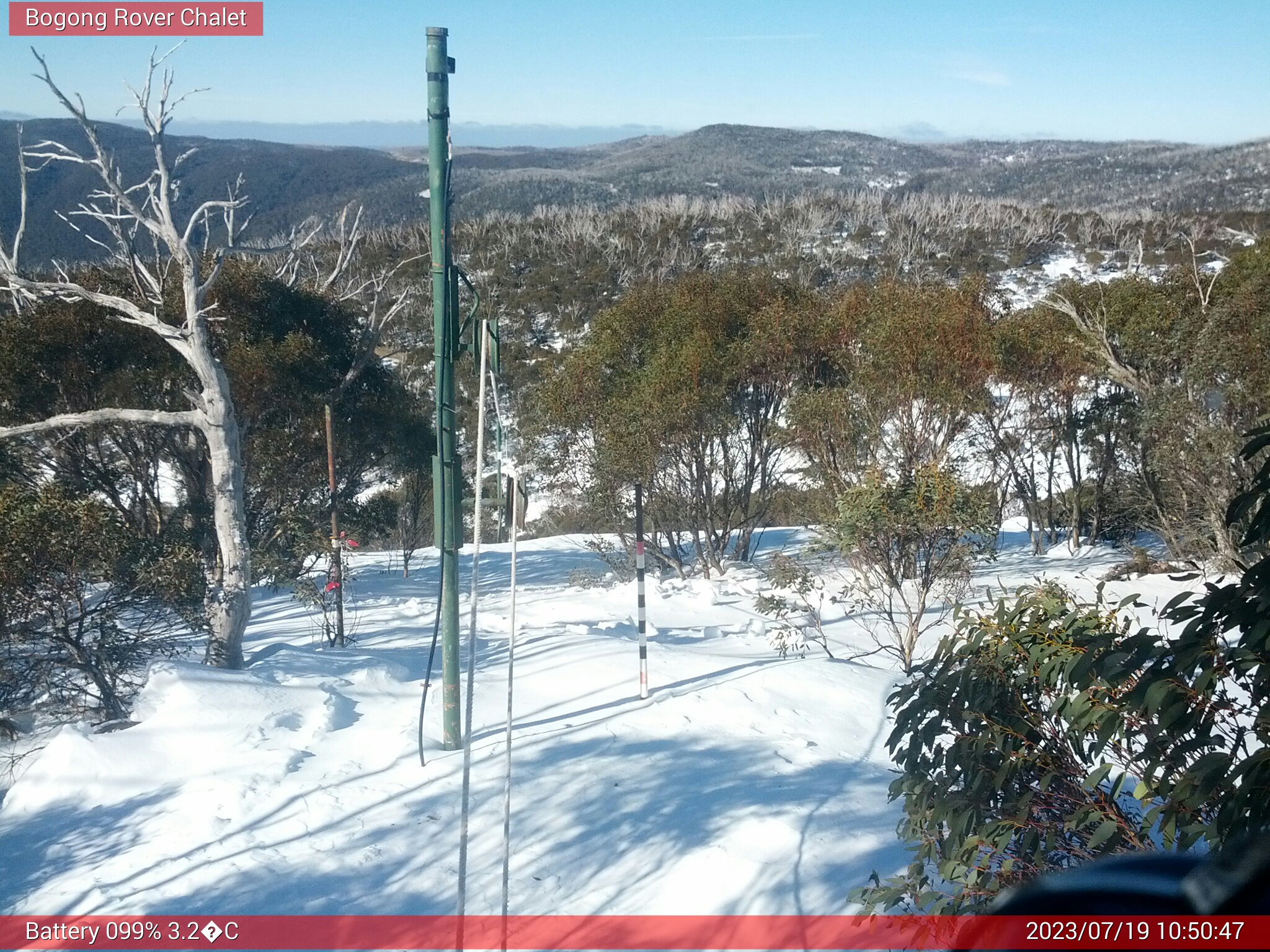 Bogong Web Cam 10:50am Wednesday 19th of July 2023