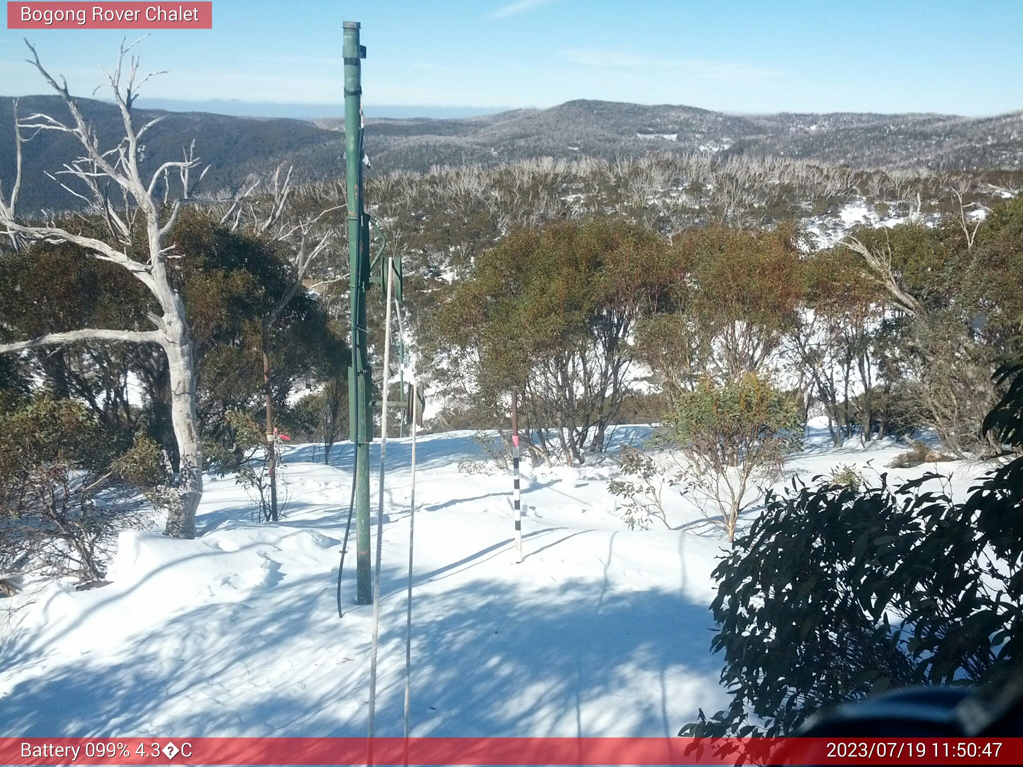 Bogong Web Cam 11:50am Wednesday 19th of July 2023