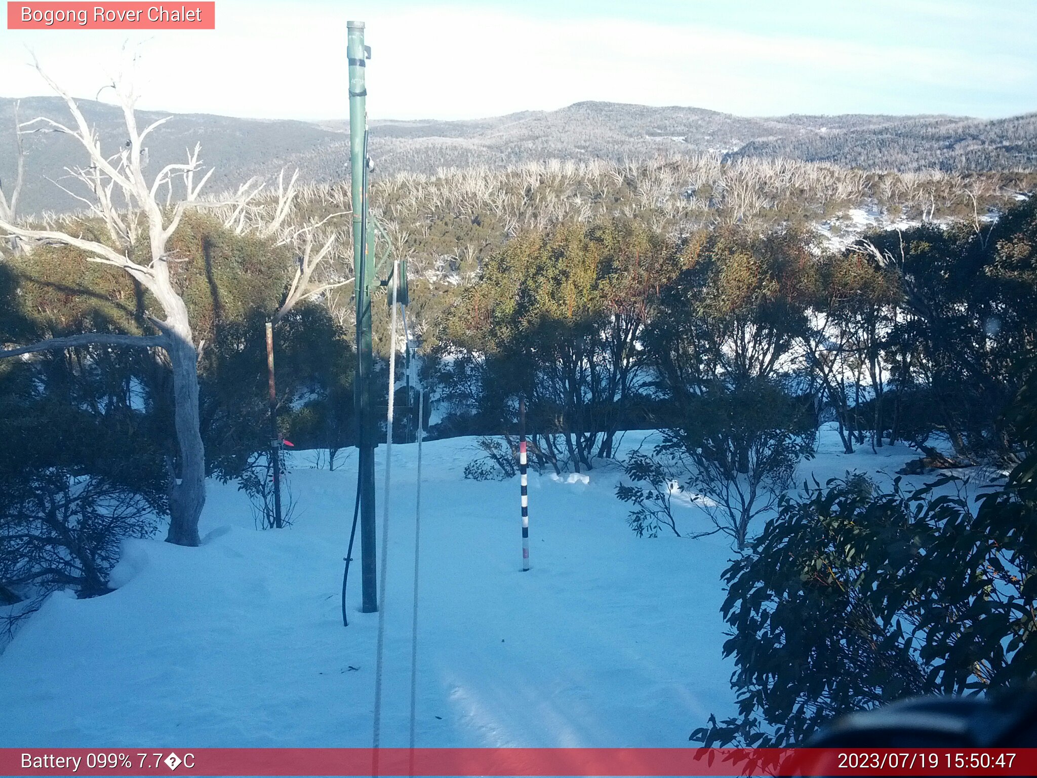 Bogong Web Cam 3:50pm Wednesday 19th of July 2023