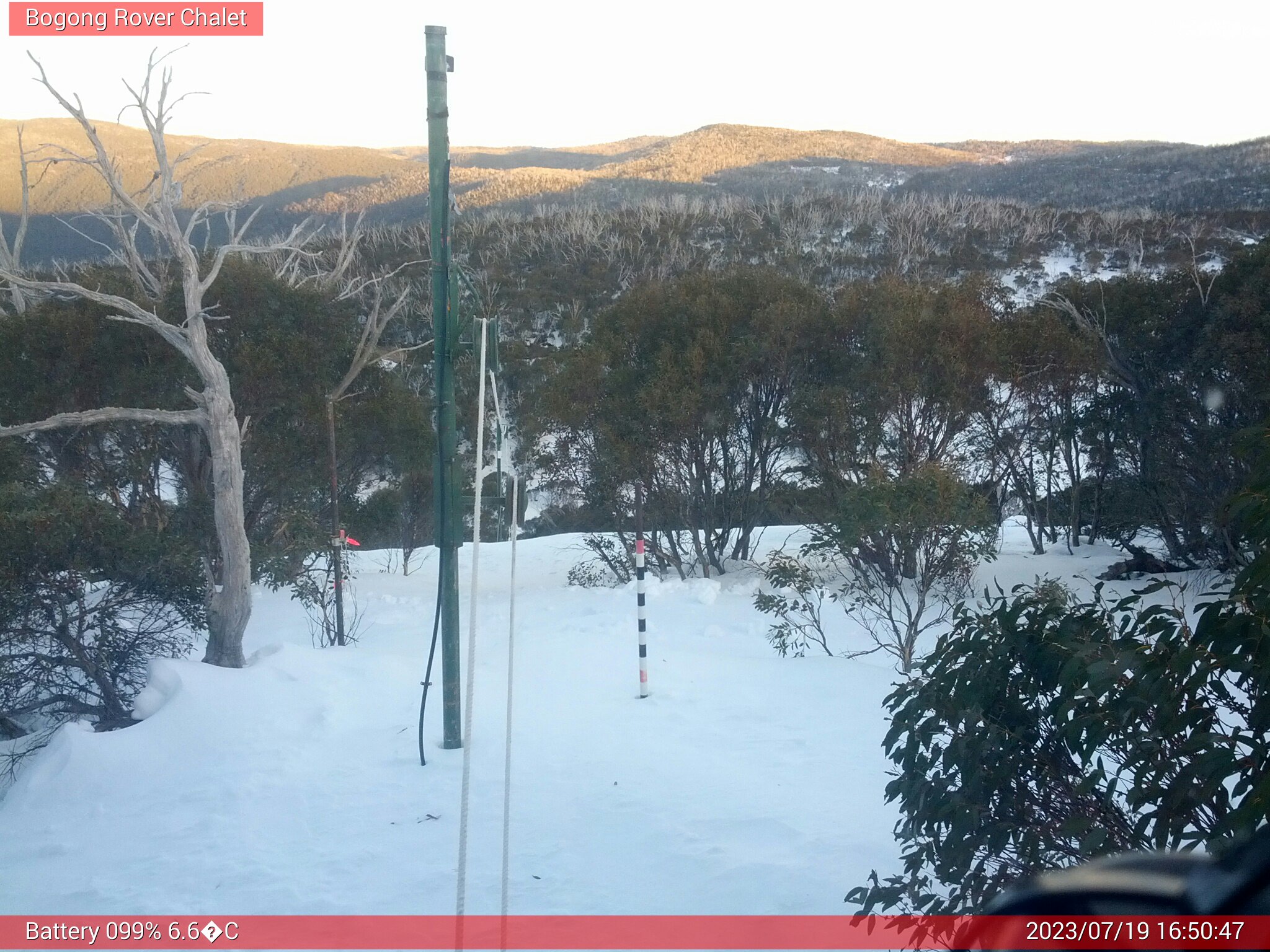 Bogong Web Cam 4:50pm Wednesday 19th of July 2023