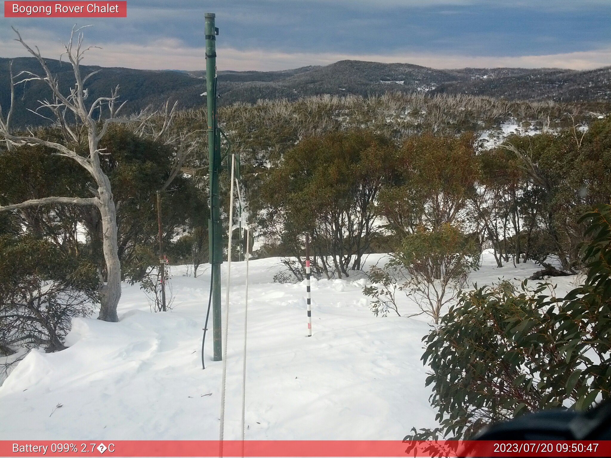 Bogong Web Cam 9:50am Thursday 20th of July 2023