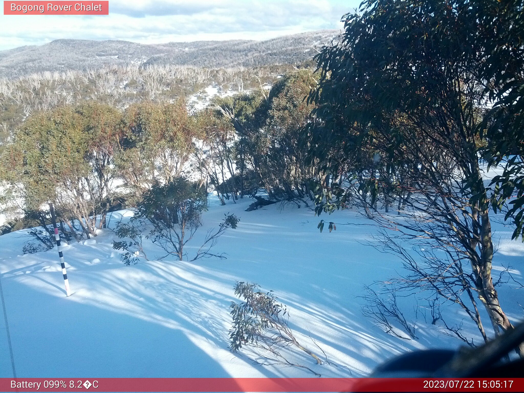 Bogong Web Cam 3:05pm Saturday 22nd of July 2023