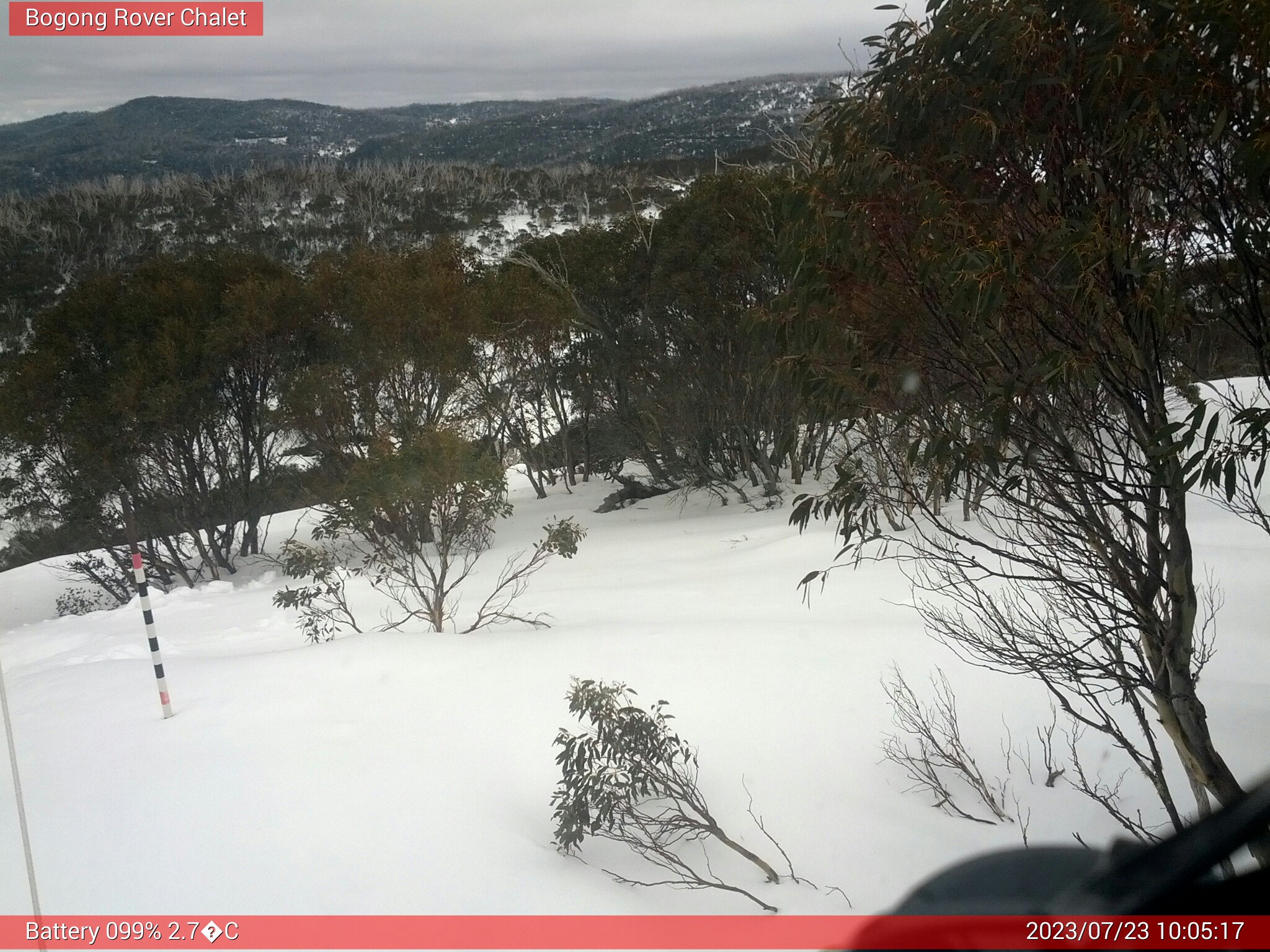 Bogong Web Cam 10:05am Sunday 23rd of July 2023