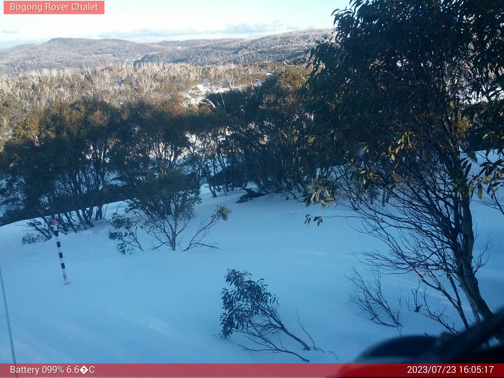 Bogong Web Cam 4:05pm Sunday 23rd of July 2023