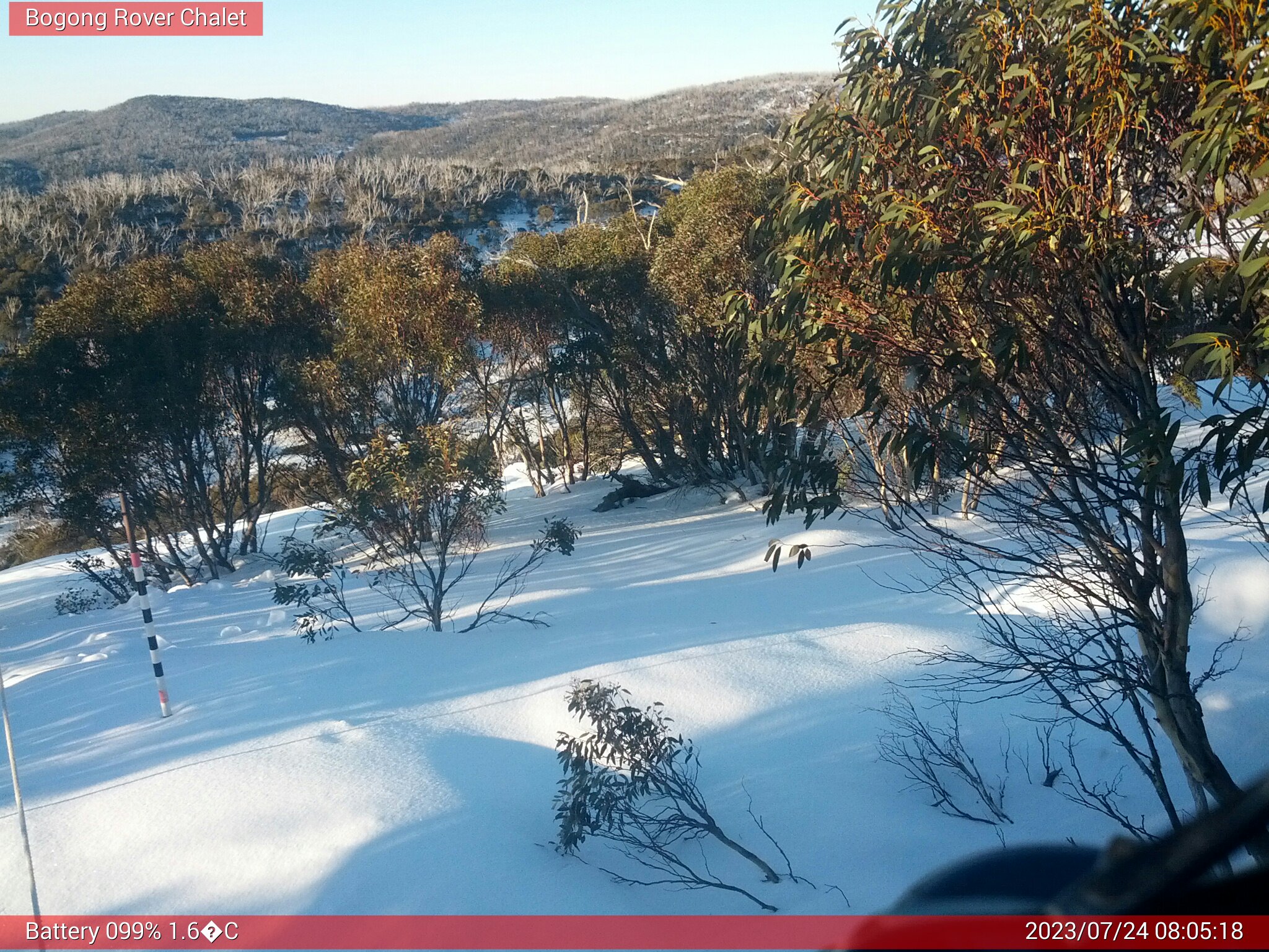 Bogong Web Cam 8:05am Monday 24th of July 2023