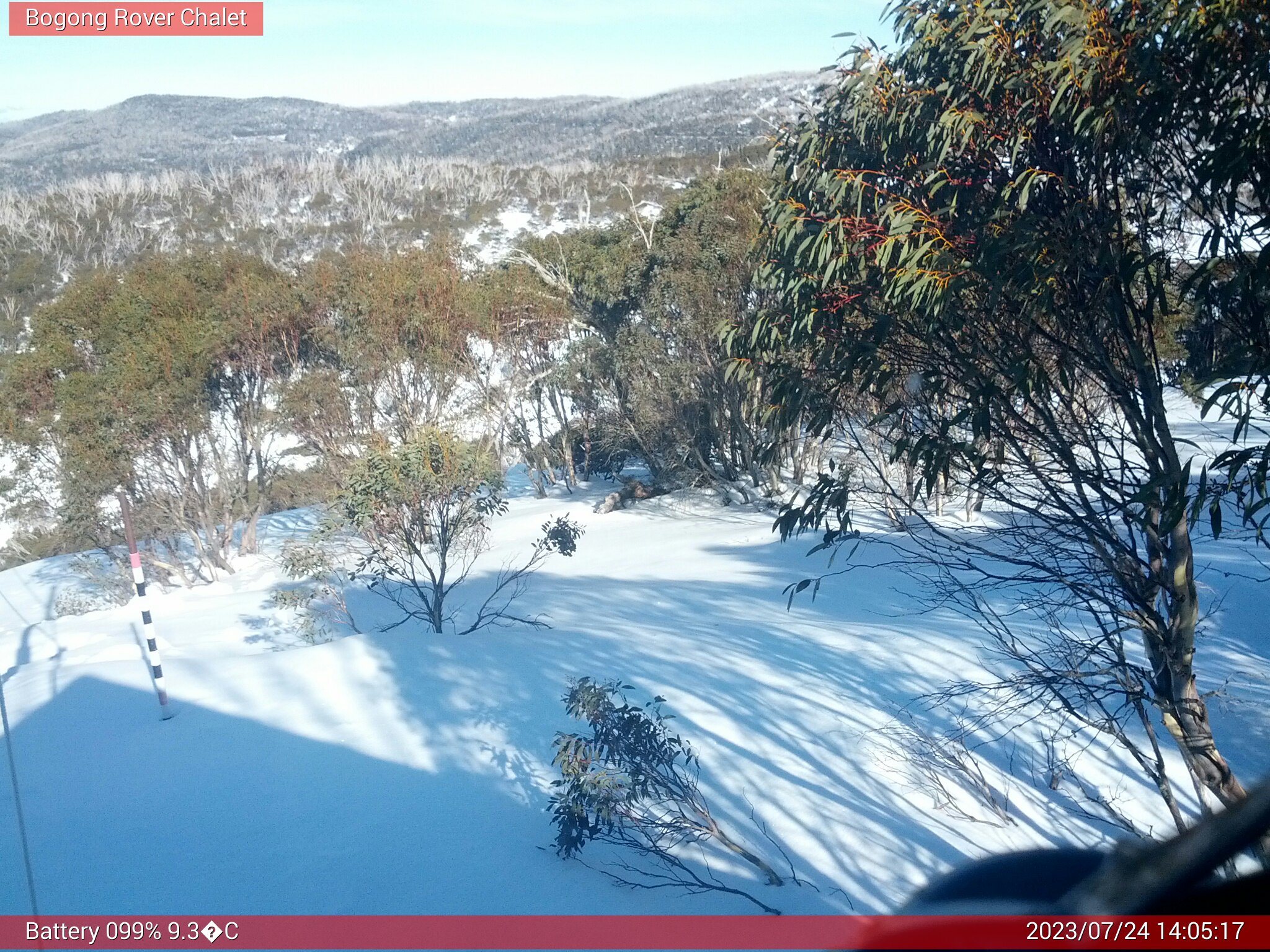 Bogong Web Cam 2:05pm Monday 24th of July 2023