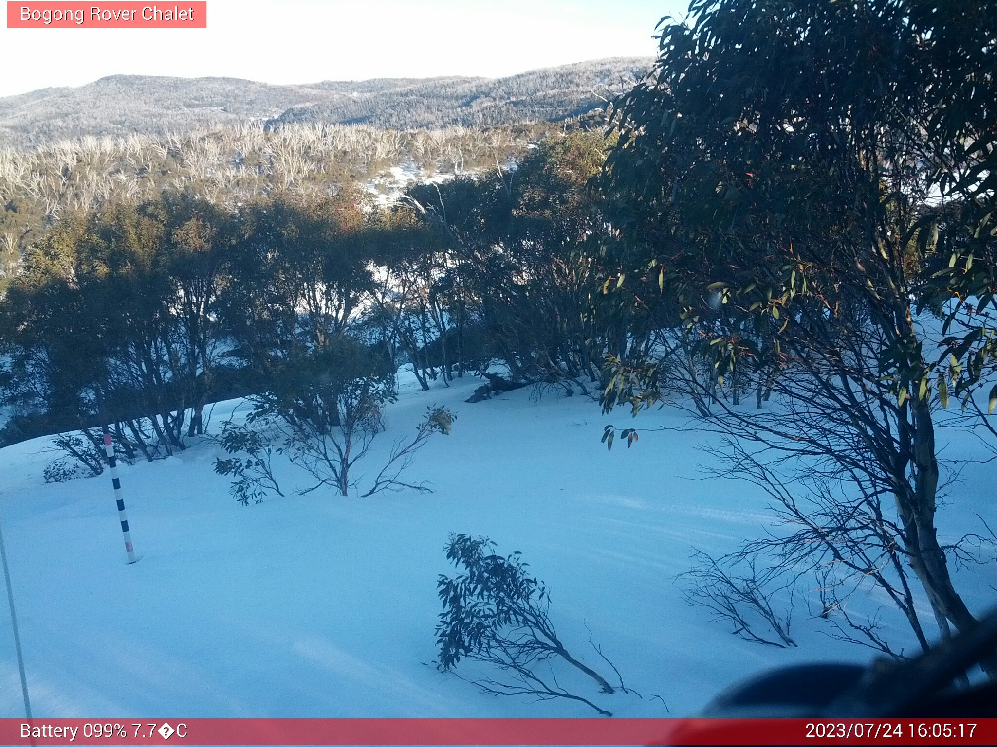 Bogong Web Cam 4:05pm Monday 24th of July 2023