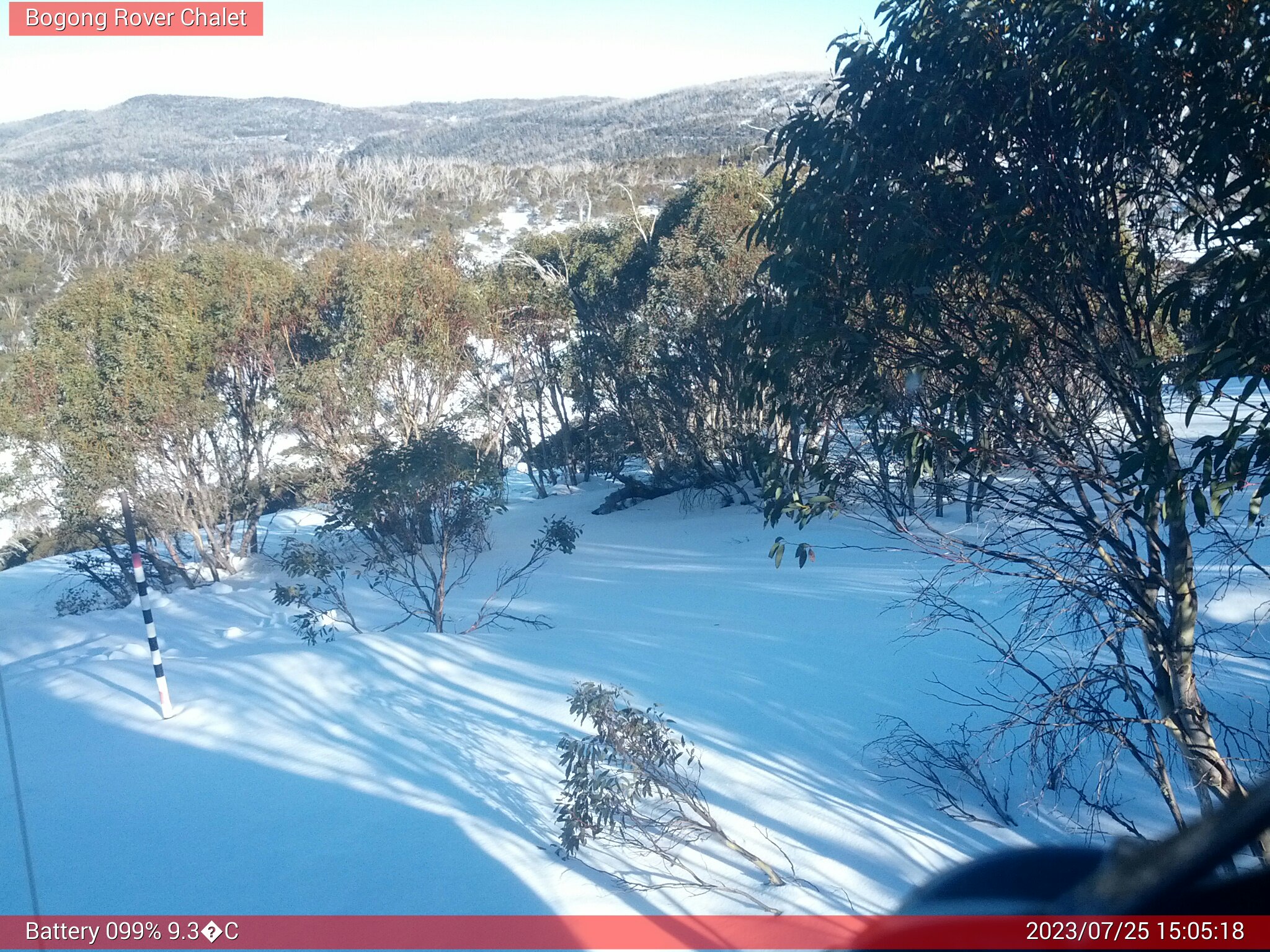 Bogong Web Cam 3:05pm Tuesday 25th of July 2023