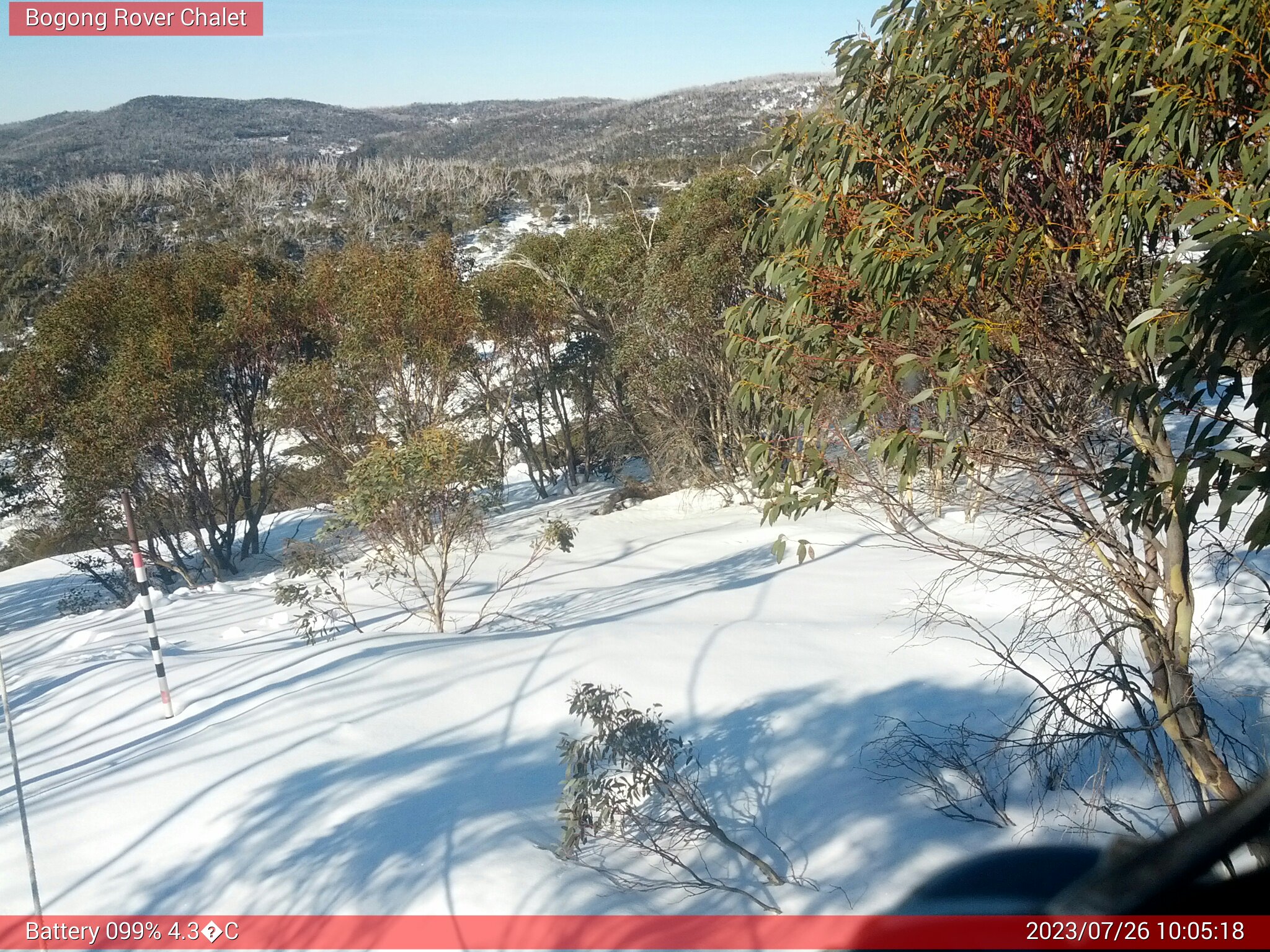 Bogong Web Cam 10:05am Wednesday 26th of July 2023