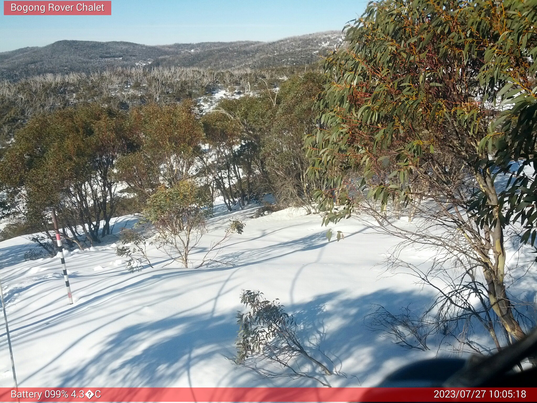 Bogong Web Cam 10:05am Thursday 27th of July 2023