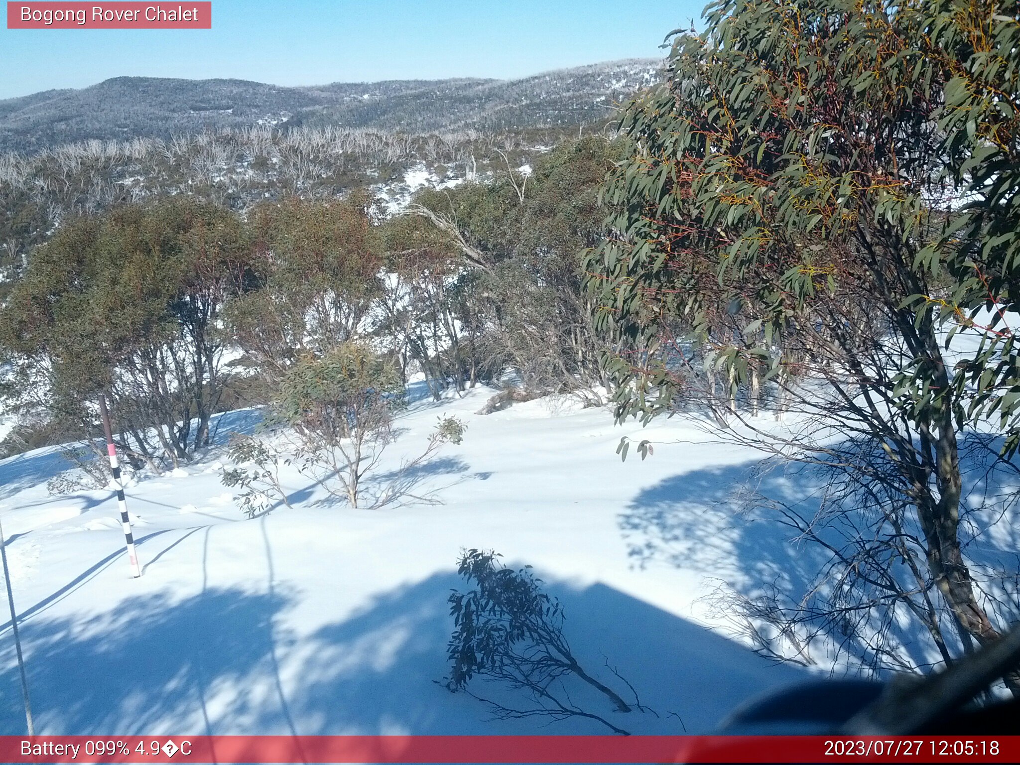 Bogong Web Cam 12:05pm Thursday 27th of July 2023