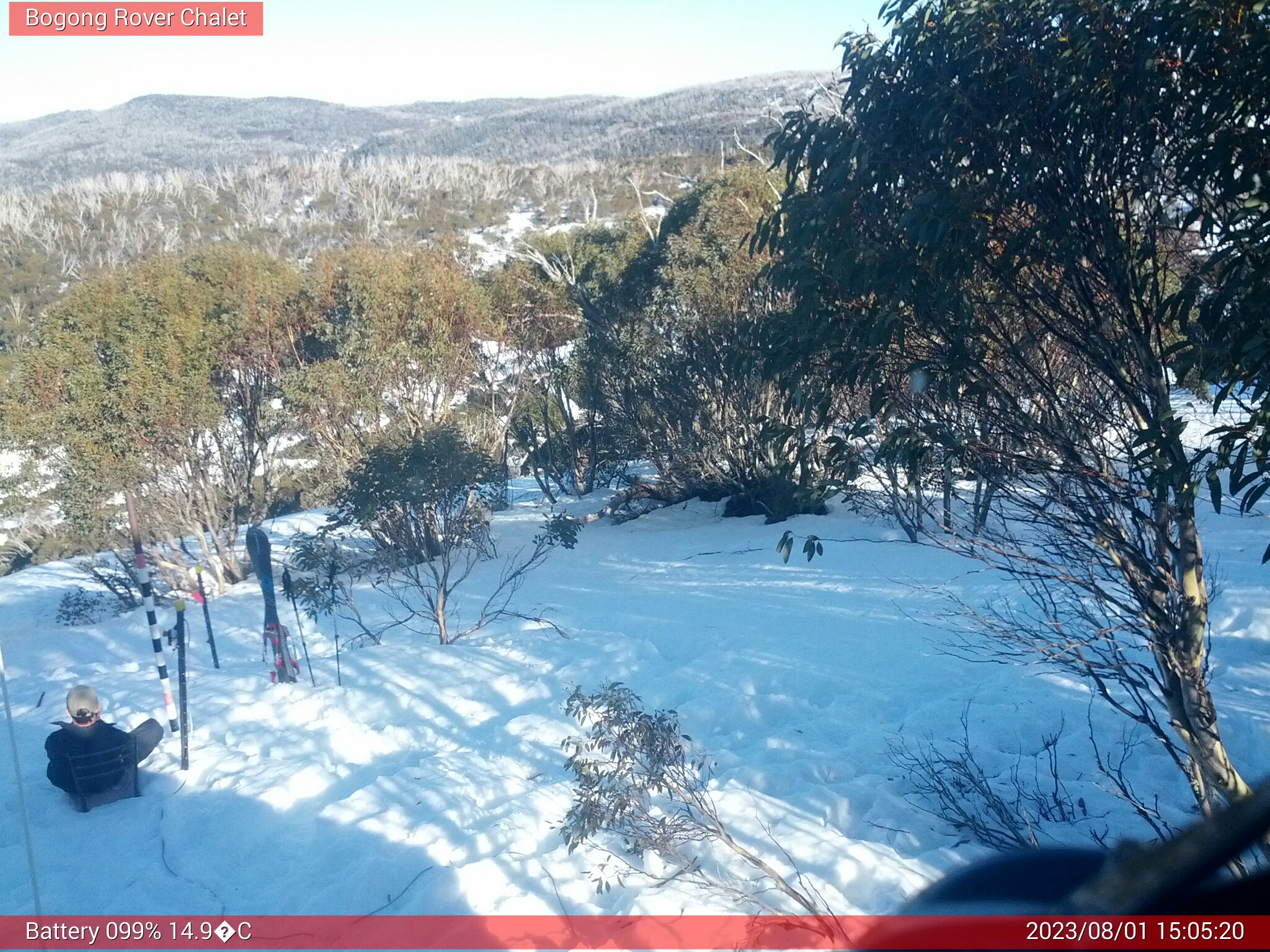 Bogong Web Cam 3:05pm Tuesday 1st of August 2023