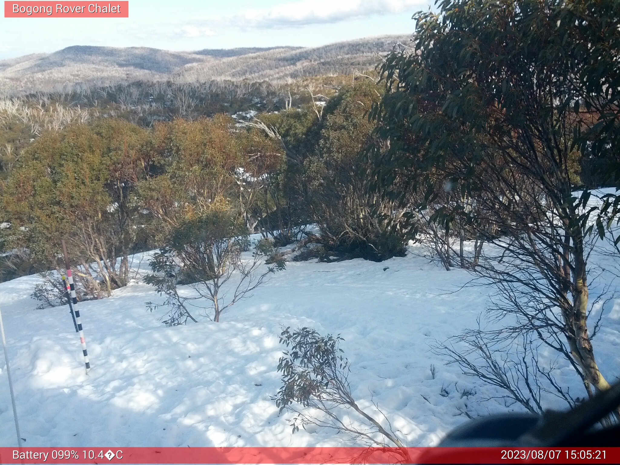 Bogong Web Cam 3:05pm Monday 7th of August 2023