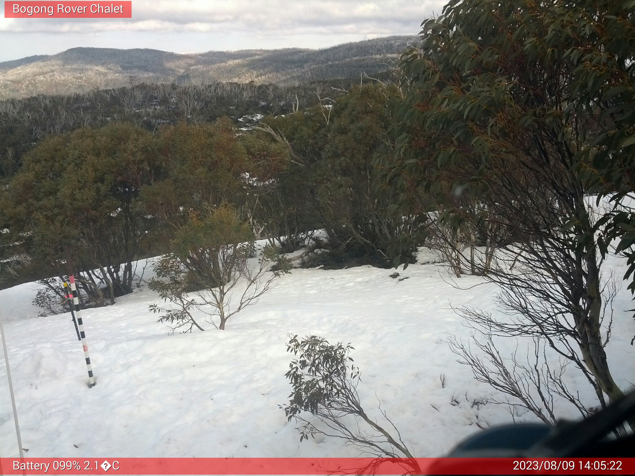 Bogong Web Cam 2:05pm Wednesday 9th of August 2023