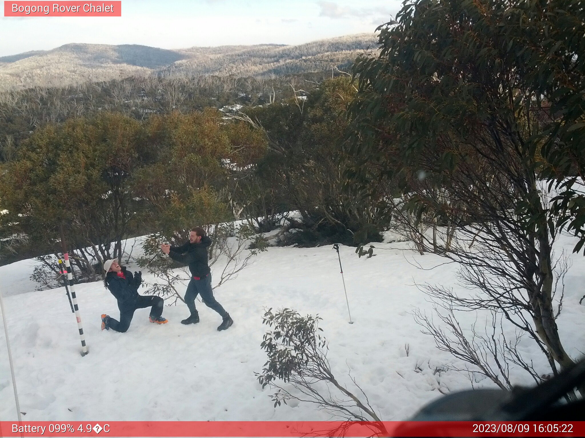 Bogong Web Cam 4:05pm Wednesday 9th of August 2023