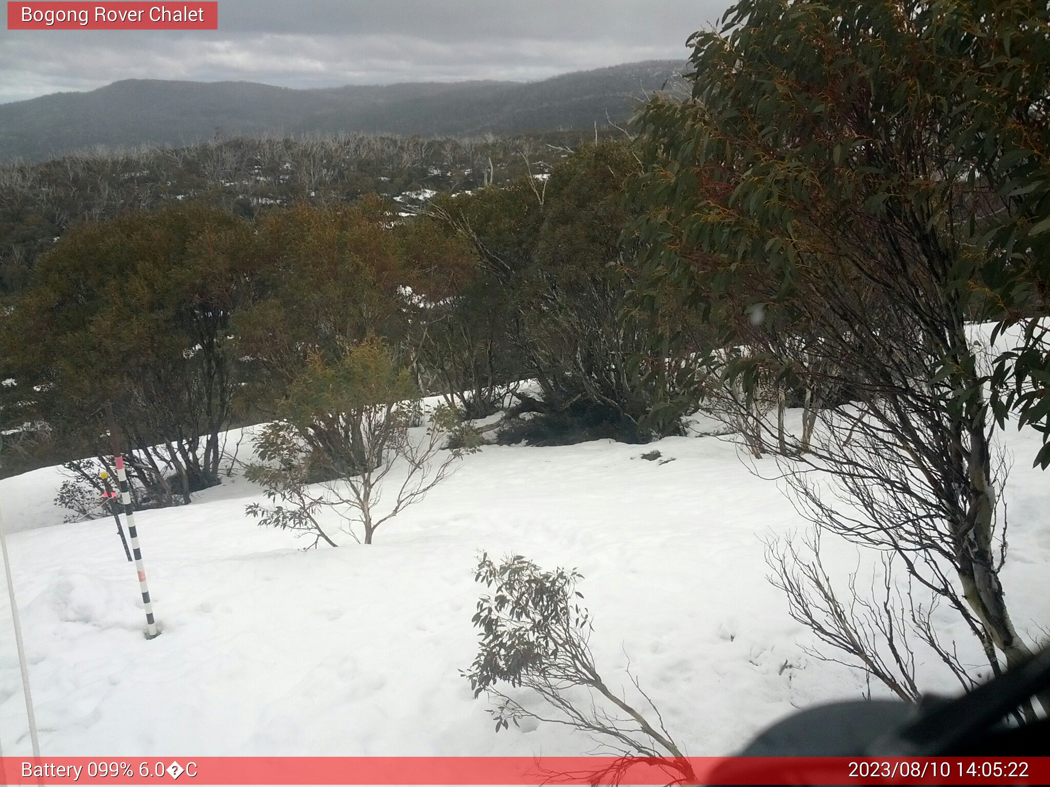 Bogong Web Cam 2:05pm Thursday 10th of August 2023