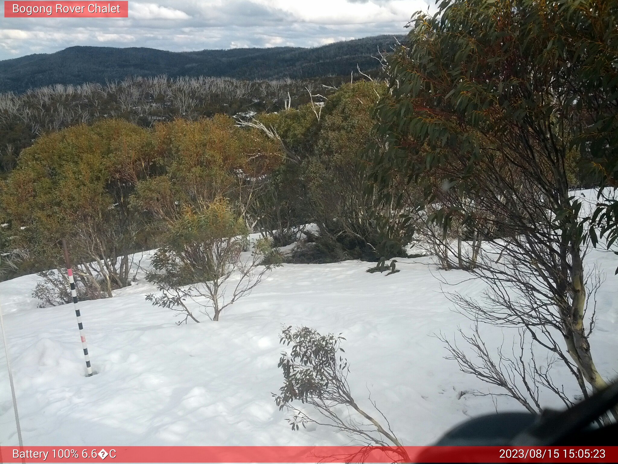 Bogong Web Cam 3:05pm Tuesday 15th of August 2023