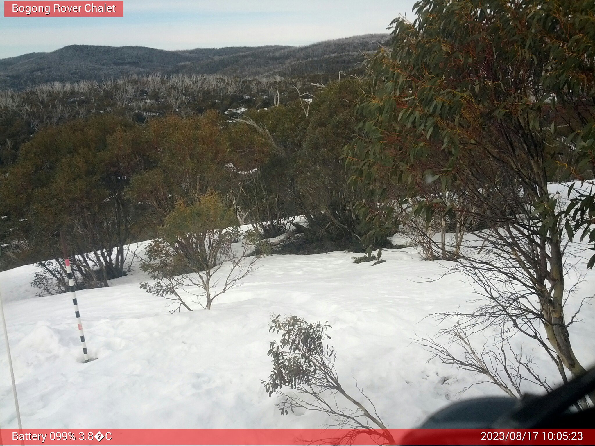 Bogong Web Cam 10:05am Thursday 17th of August 2023