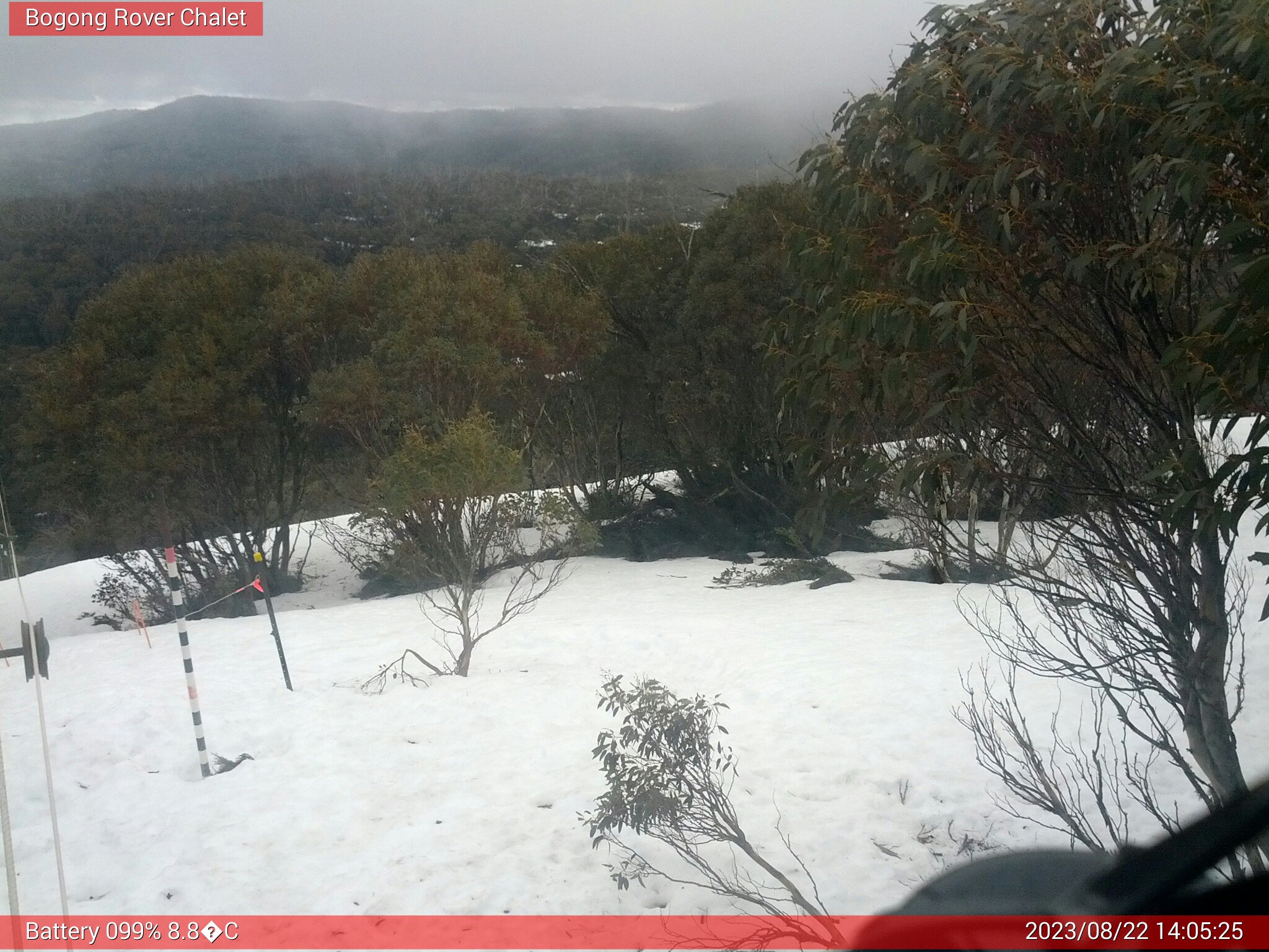 Bogong Web Cam 2:05pm Tuesday 22nd of August 2023