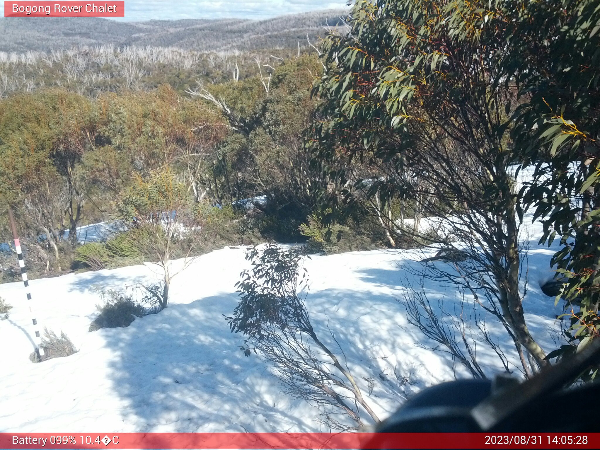 Bogong Web Cam 2:05pm Thursday 31st of August 2023