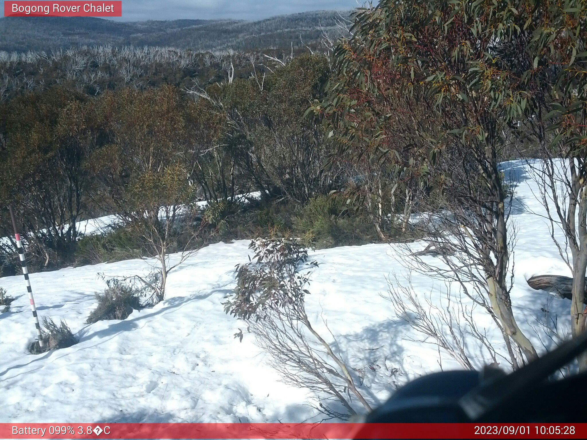 Bogong Web Cam 10:05am Friday 1st of September 2023