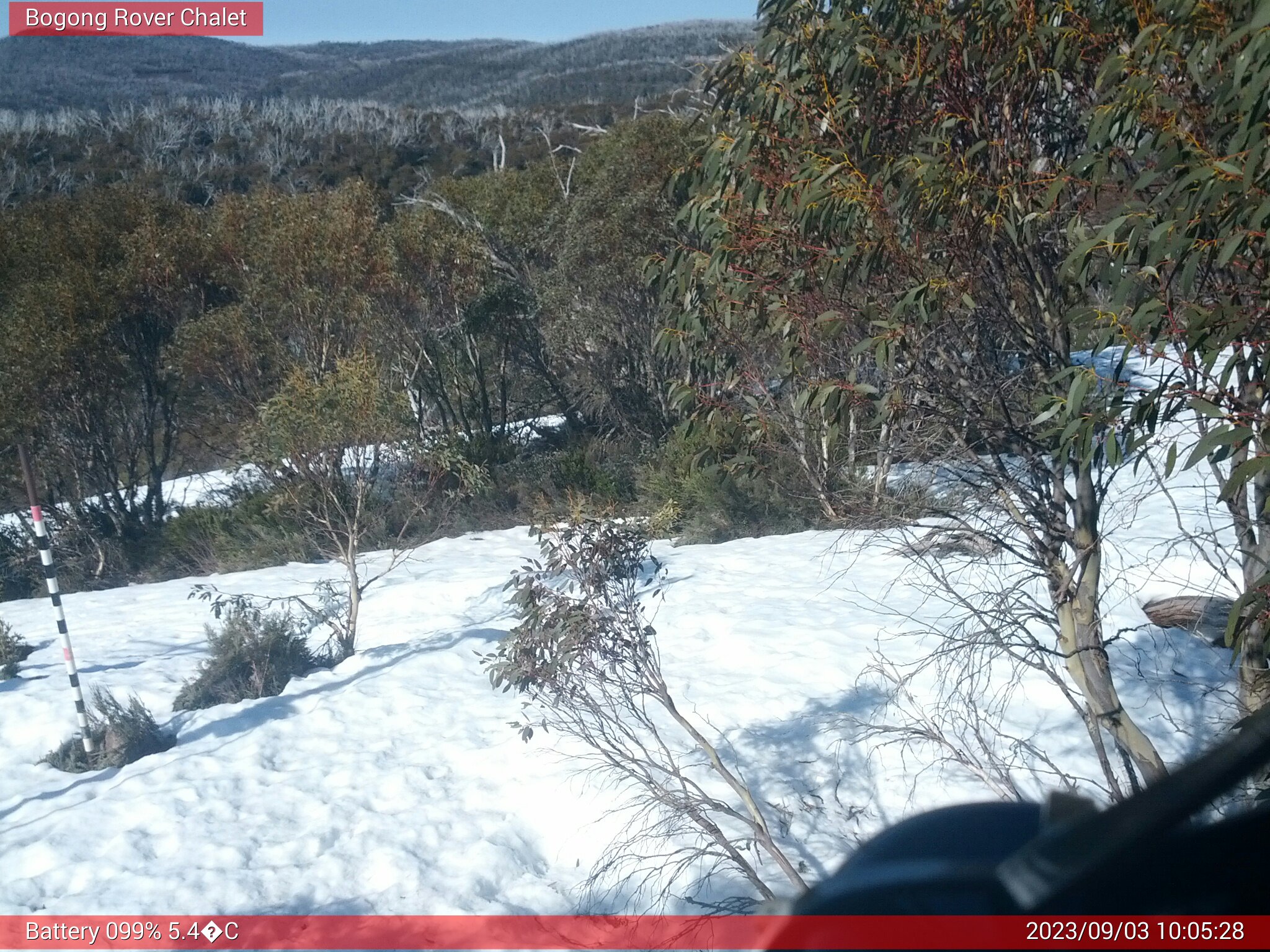 Bogong Web Cam 10:05am Sunday 3rd of September 2023