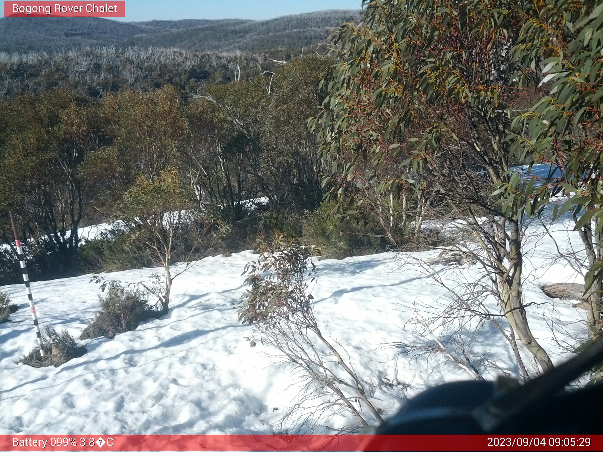 Bogong Web Cam 9:05am Monday 4th of September 2023