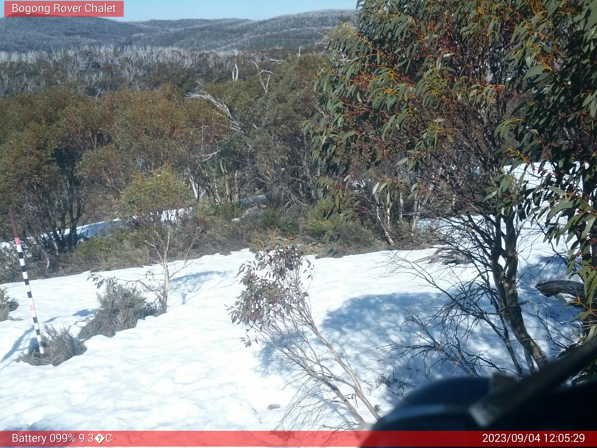 Bogong Web Cam 12:05pm Monday 4th of September 2023