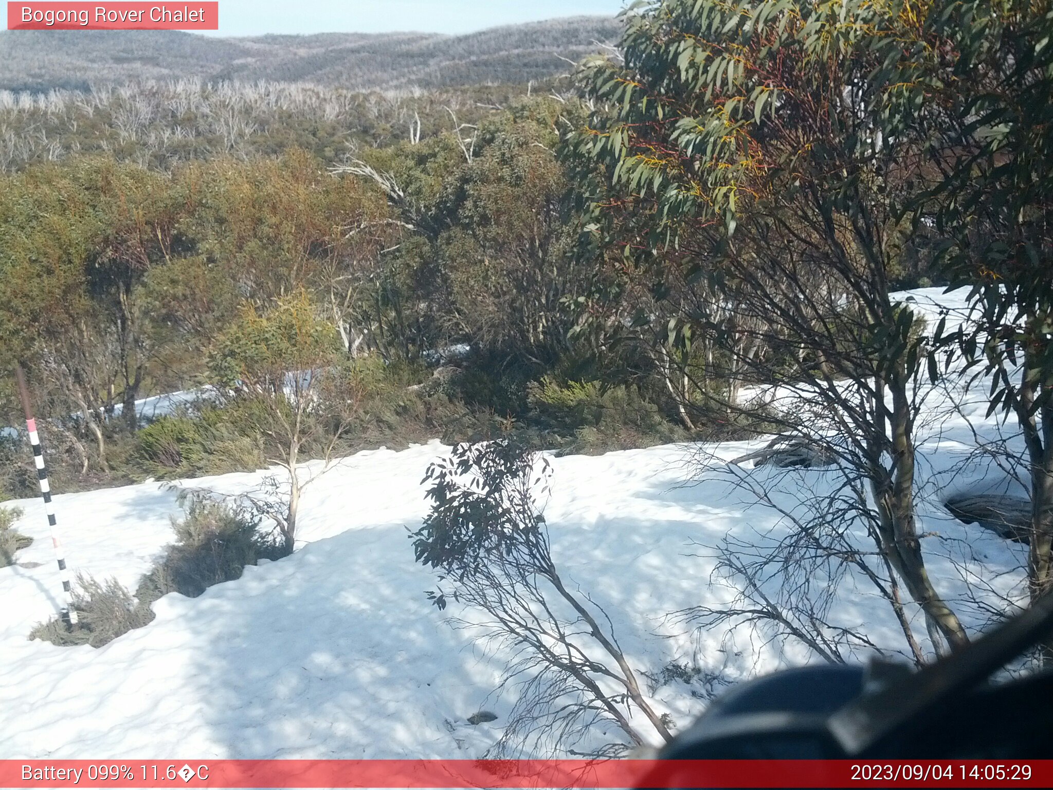 Bogong Web Cam 2:05pm Monday 4th of September 2023