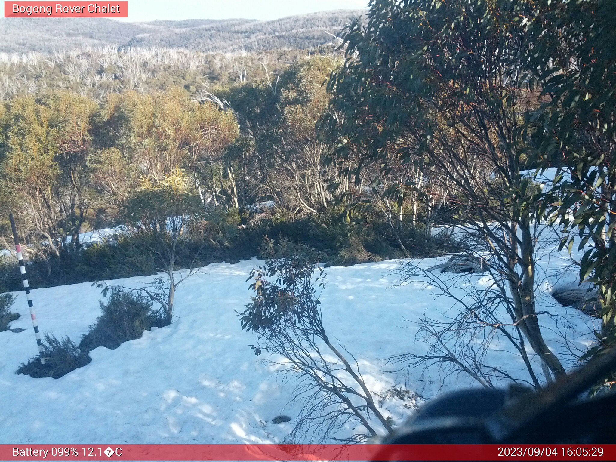 Bogong Web Cam 4:05pm Monday 4th of September 2023