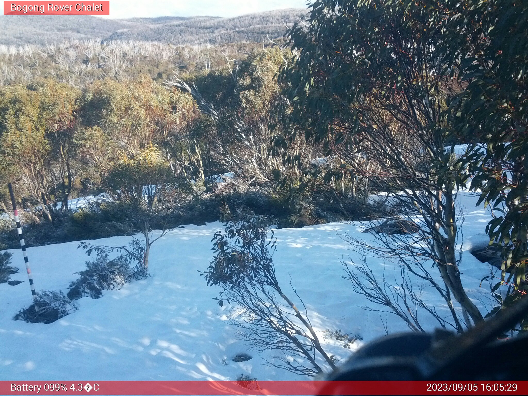 Bogong Web Cam 4:05pm Tuesday 5th of September 2023