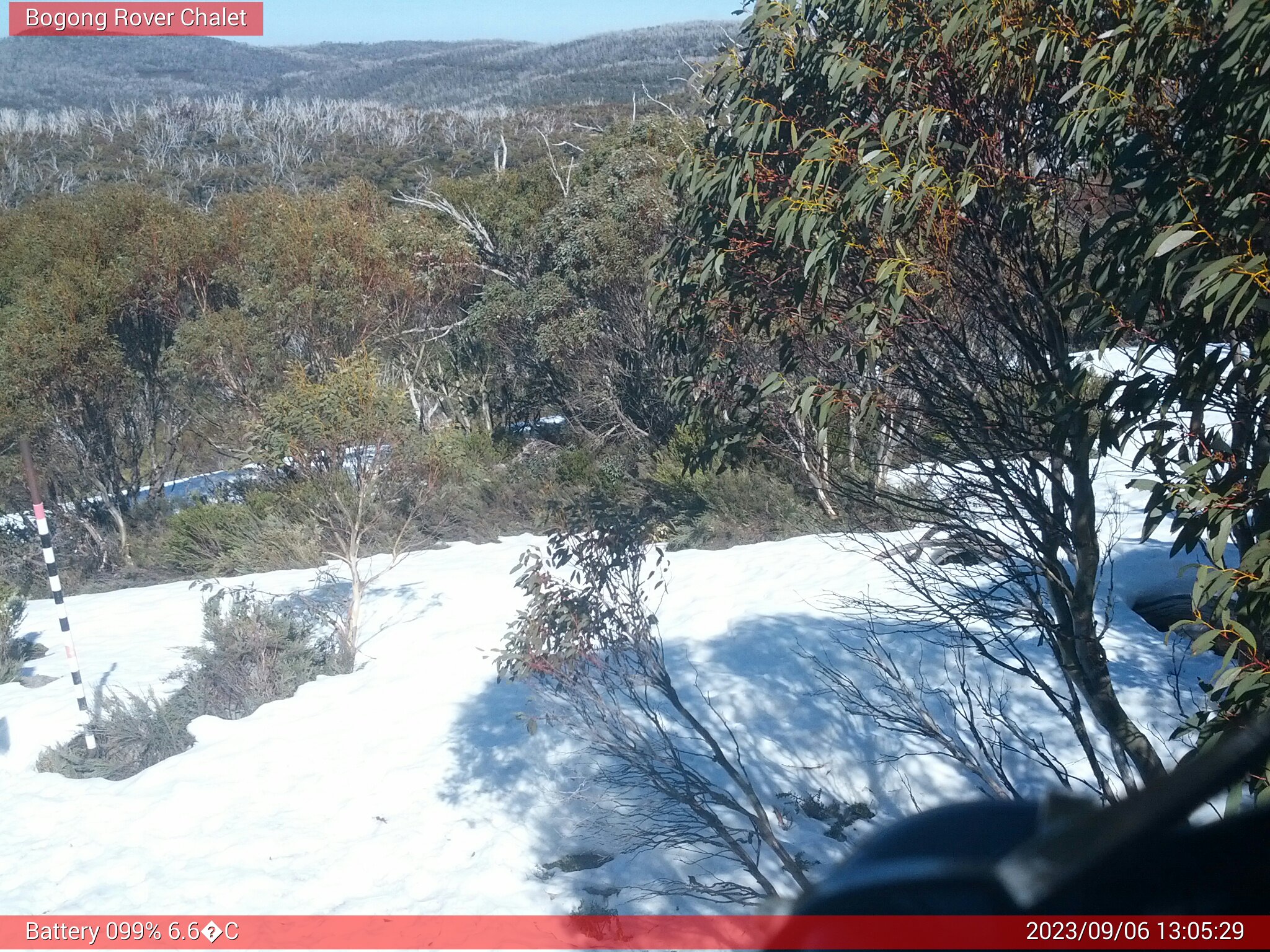 Bogong Web Cam 1:05pm Wednesday 6th of September 2023