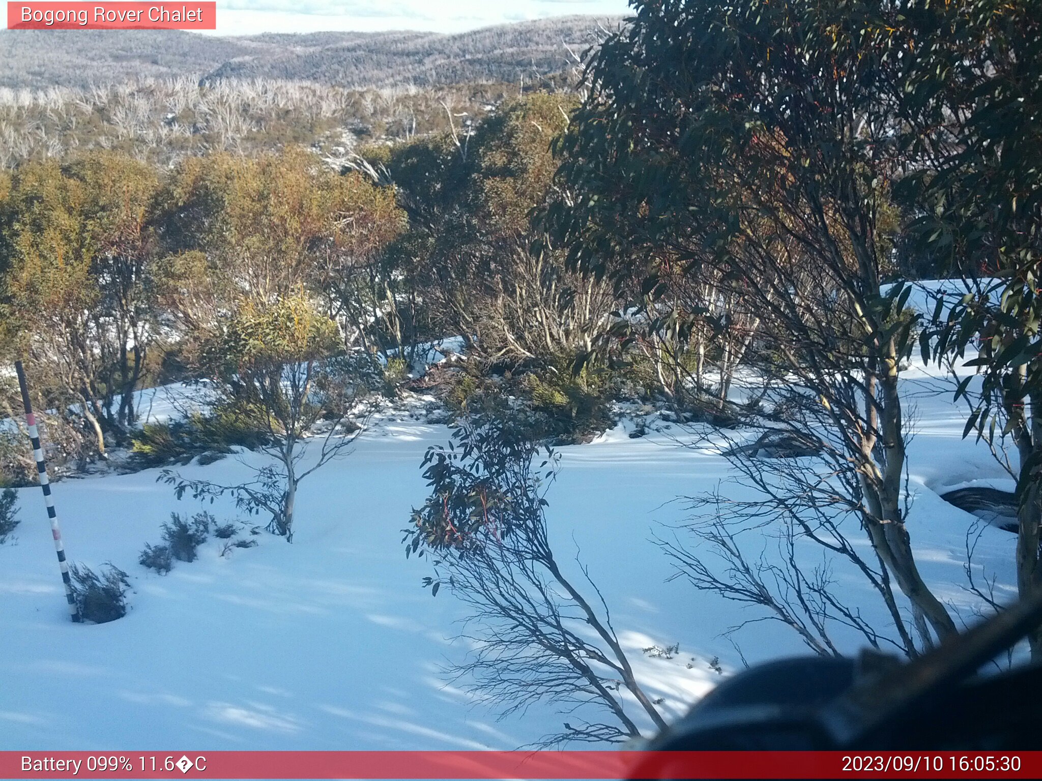 Bogong Web Cam 4:05pm Sunday 10th of September 2023