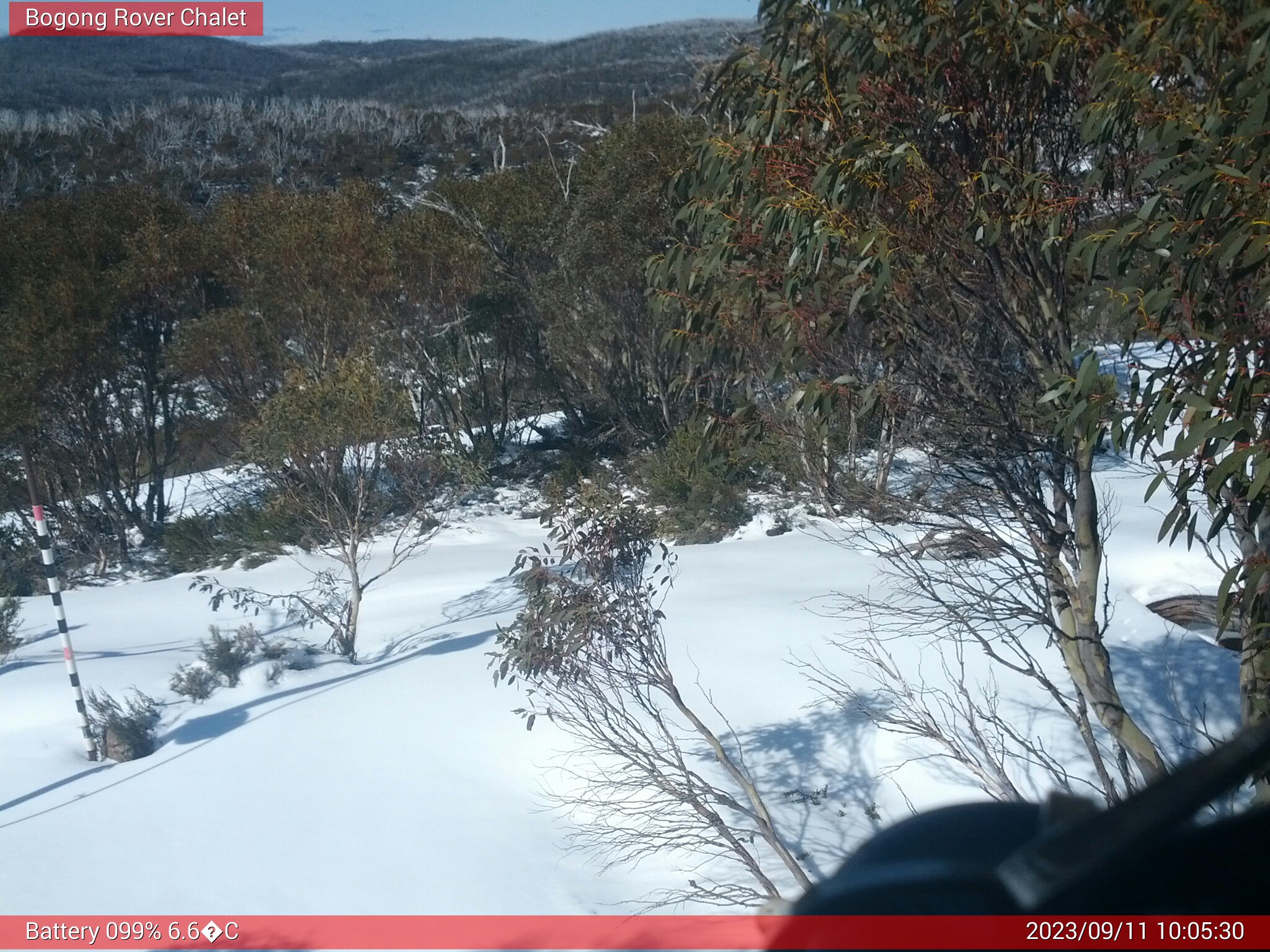 Bogong Web Cam 10:05am Monday 11th of September 2023