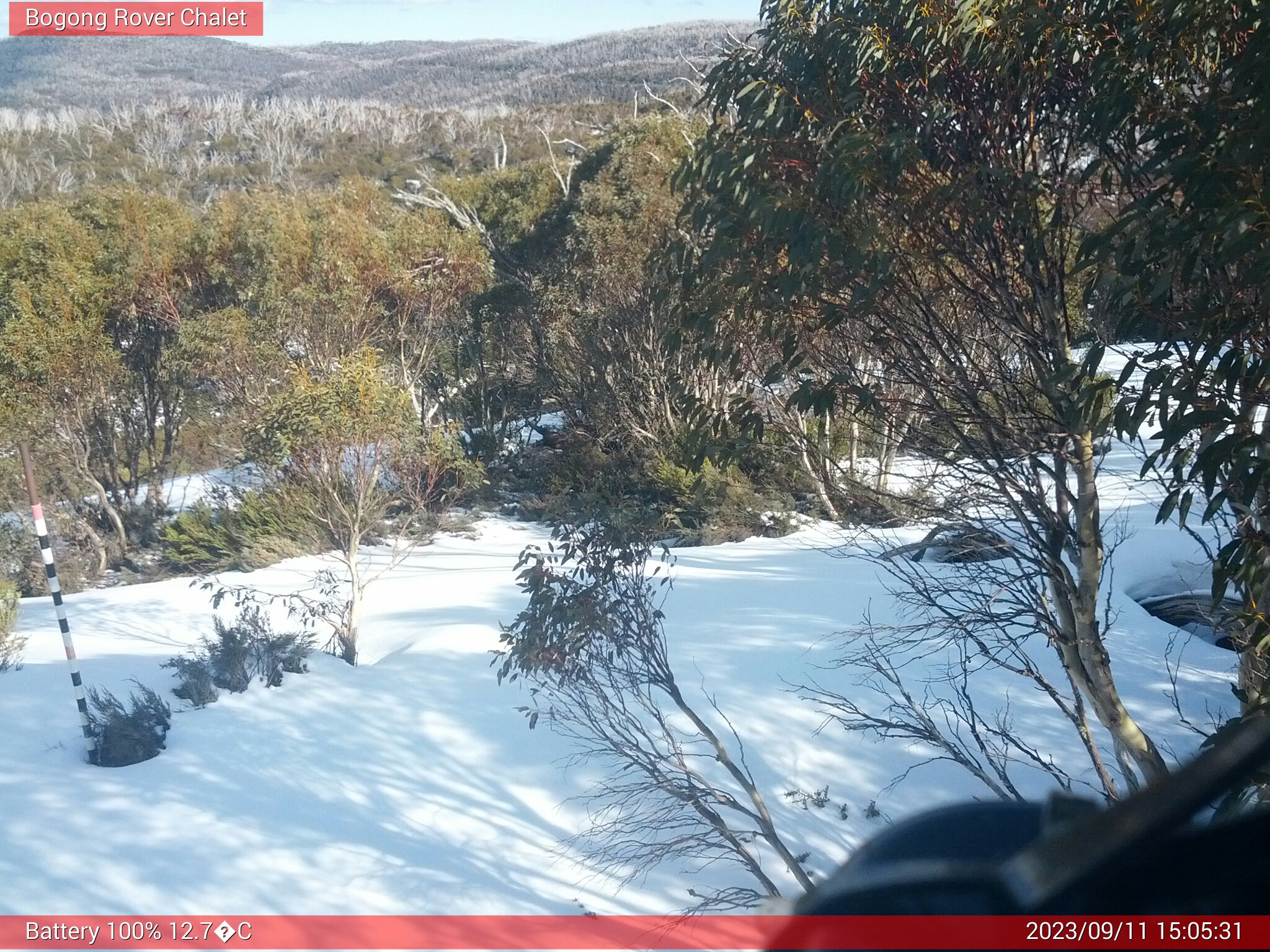 Bogong Web Cam 3:05pm Monday 11th of September 2023