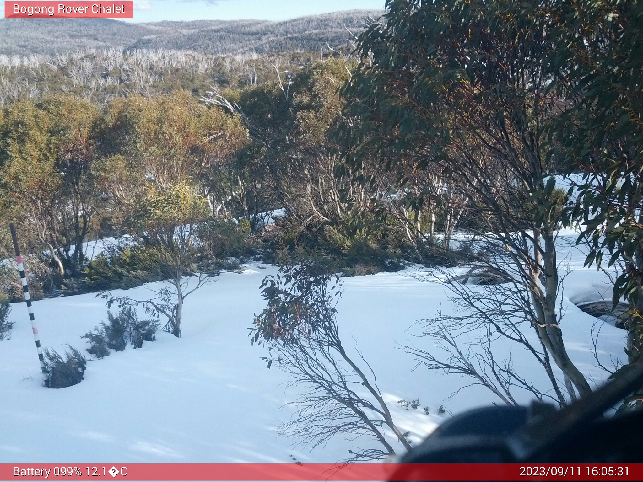 Bogong Web Cam 4:05pm Monday 11th of September 2023