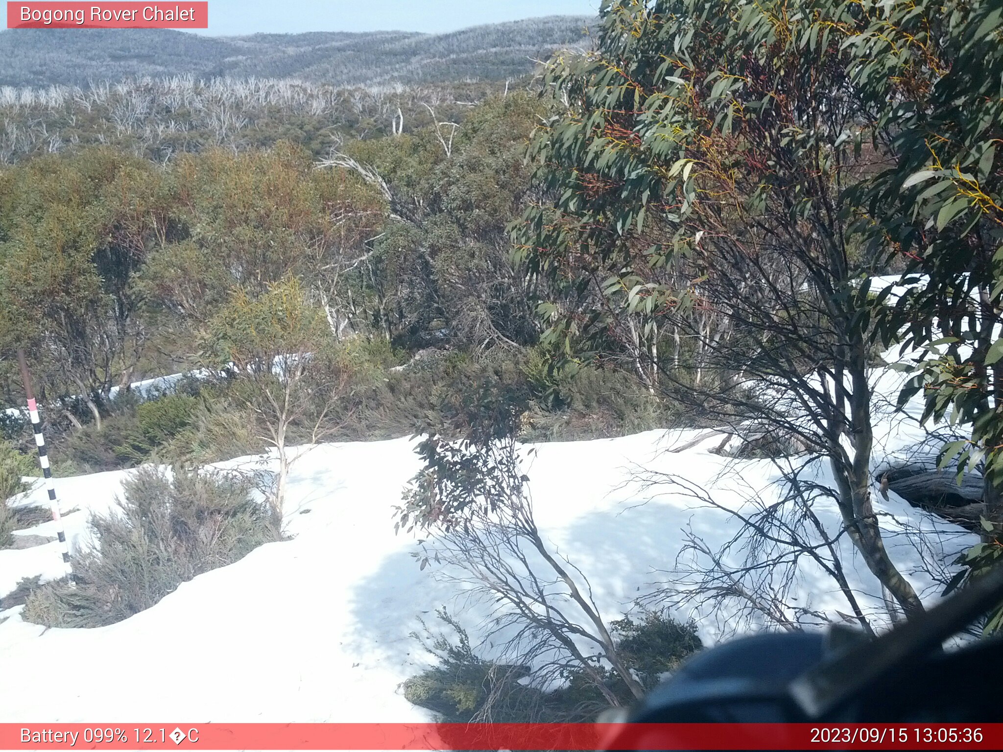 Bogong Web Cam 1:05pm Friday 15th of September 2023