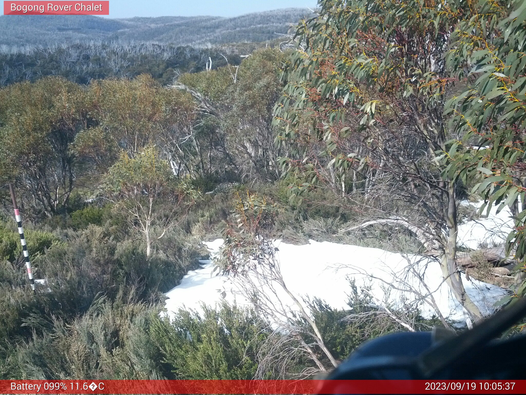 Bogong Web Cam 10:05am Tuesday 19th of September 2023